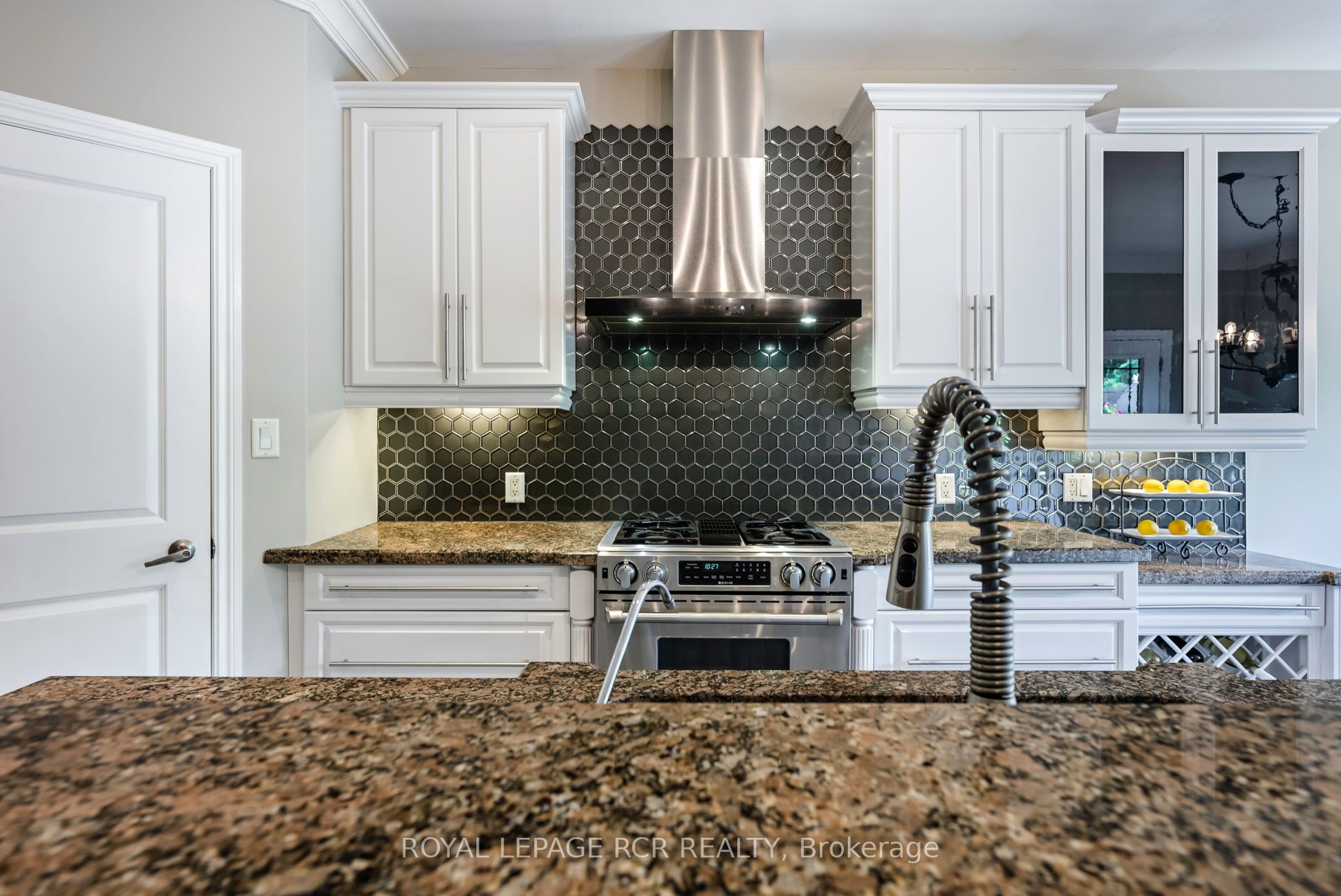 6 Brookhaven Crescent Property Photo 18