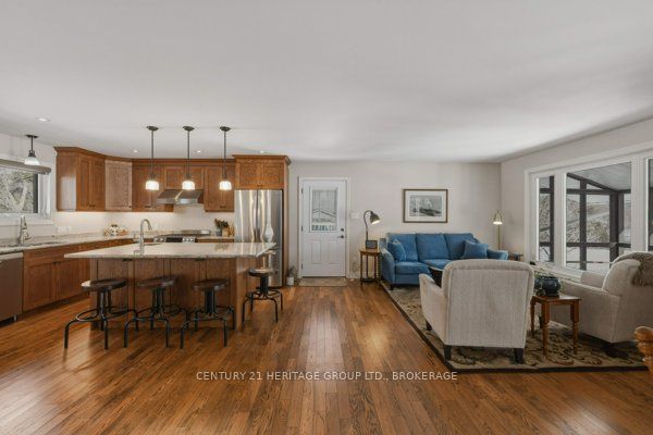 2097 Hambly Lane Property Photo 7
