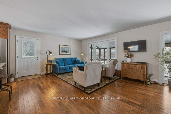 2097 Hambly Lane Property Photo 8