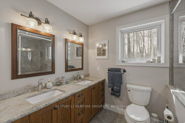 2097 Hambly Lane Property Photo 15