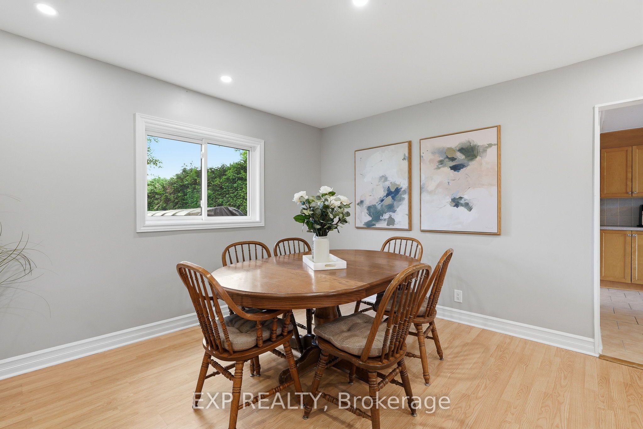1876 Division Street Property Photo 7