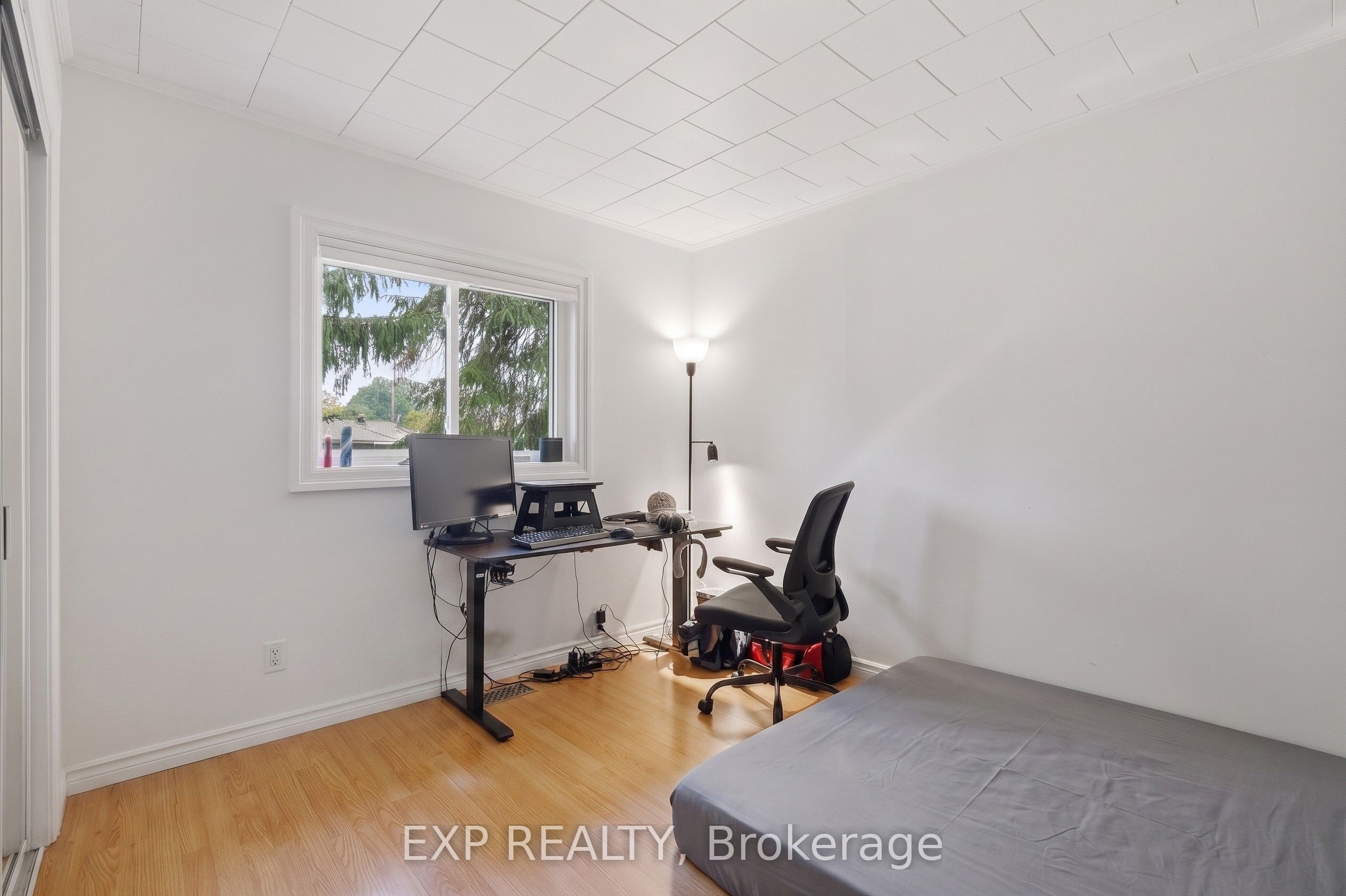 1876 Division Street Property Photo 17