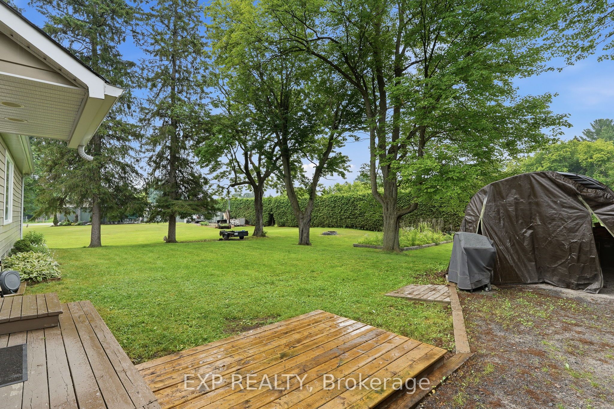 1876 Division Street Property Photo 21
