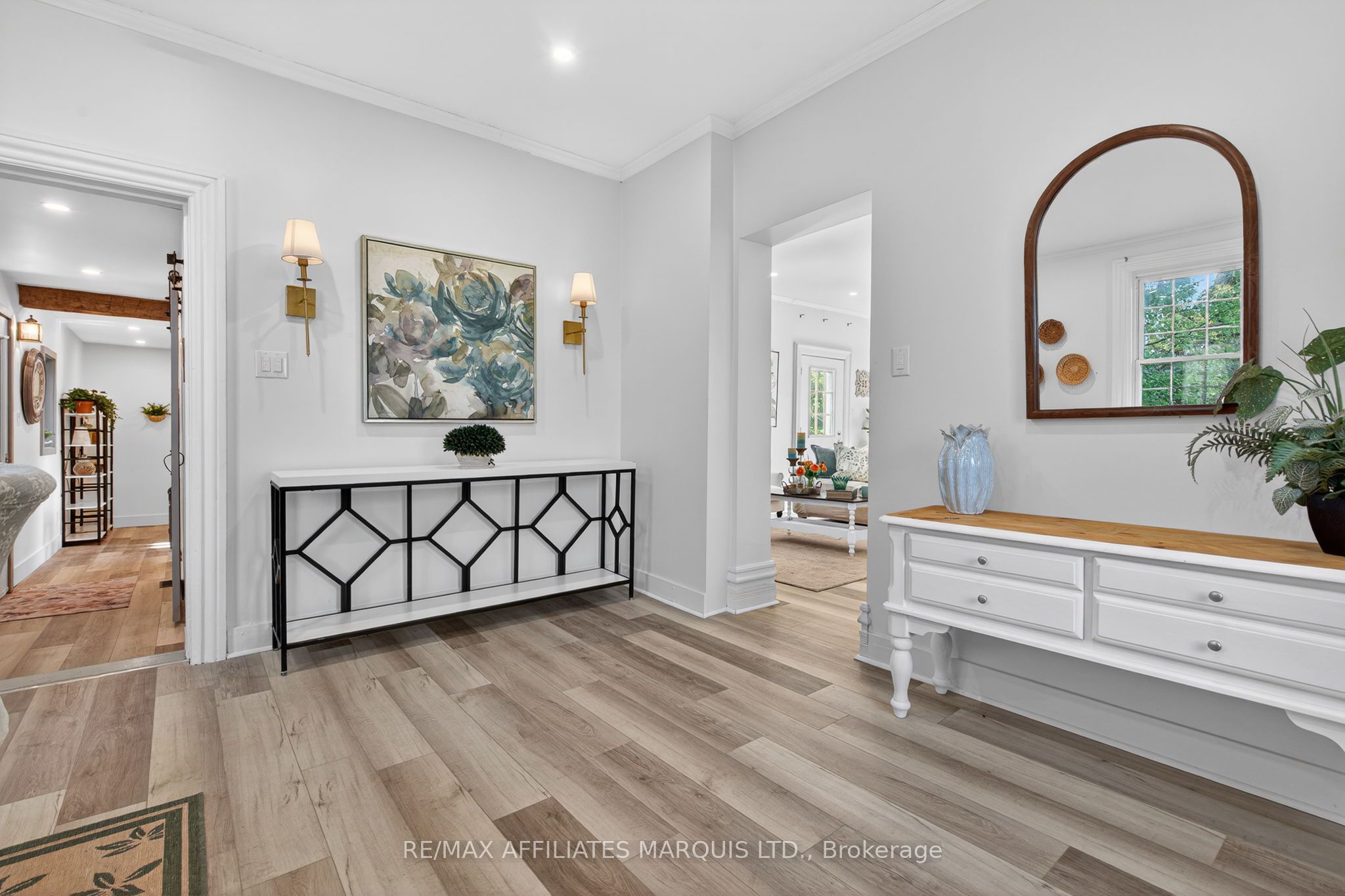 326 Third Street E Property Photo 28