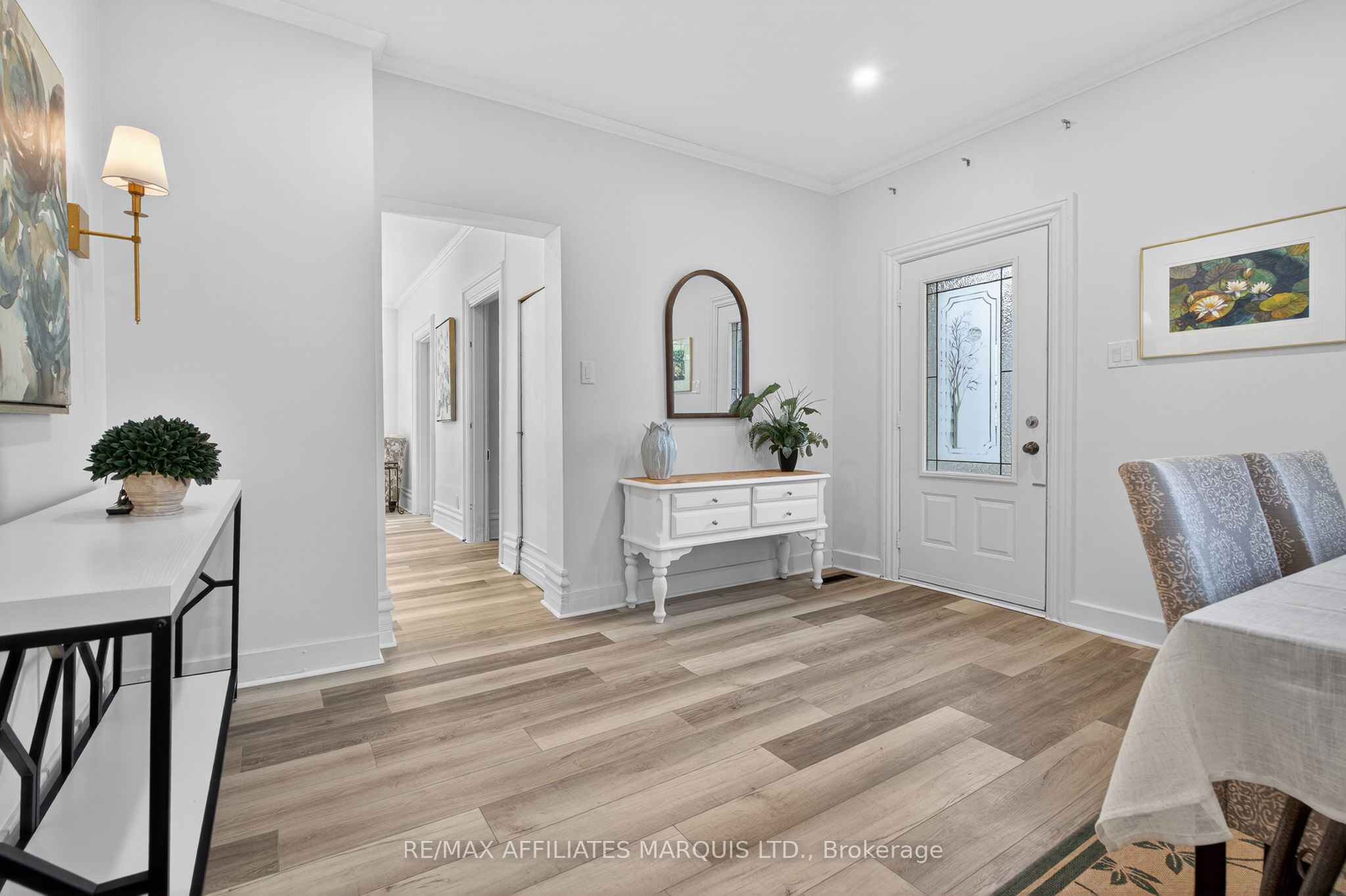326 Third Street E Property Photo 29