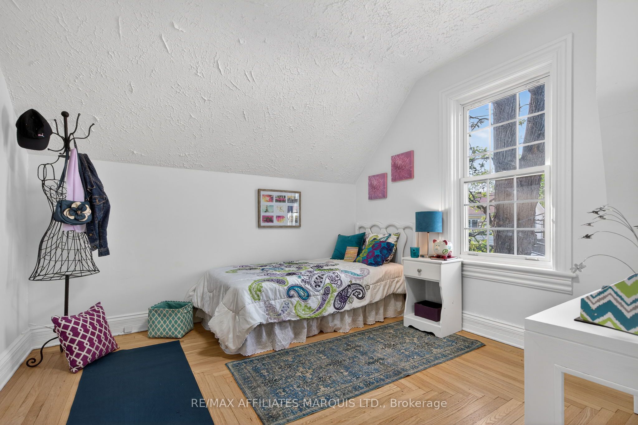 326 Third Street E Property Photo 38