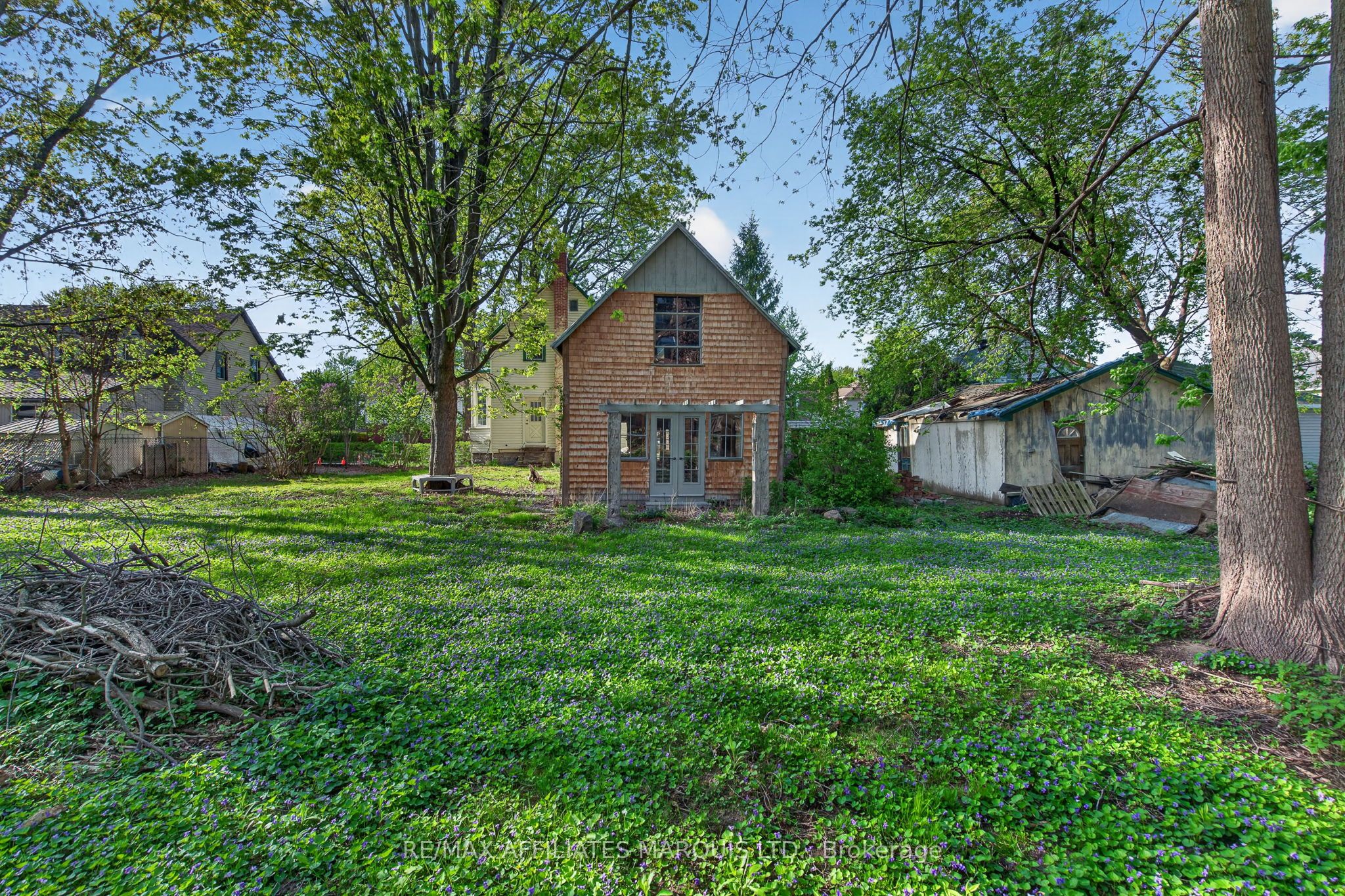 326 Third Street E Property Photo 41
