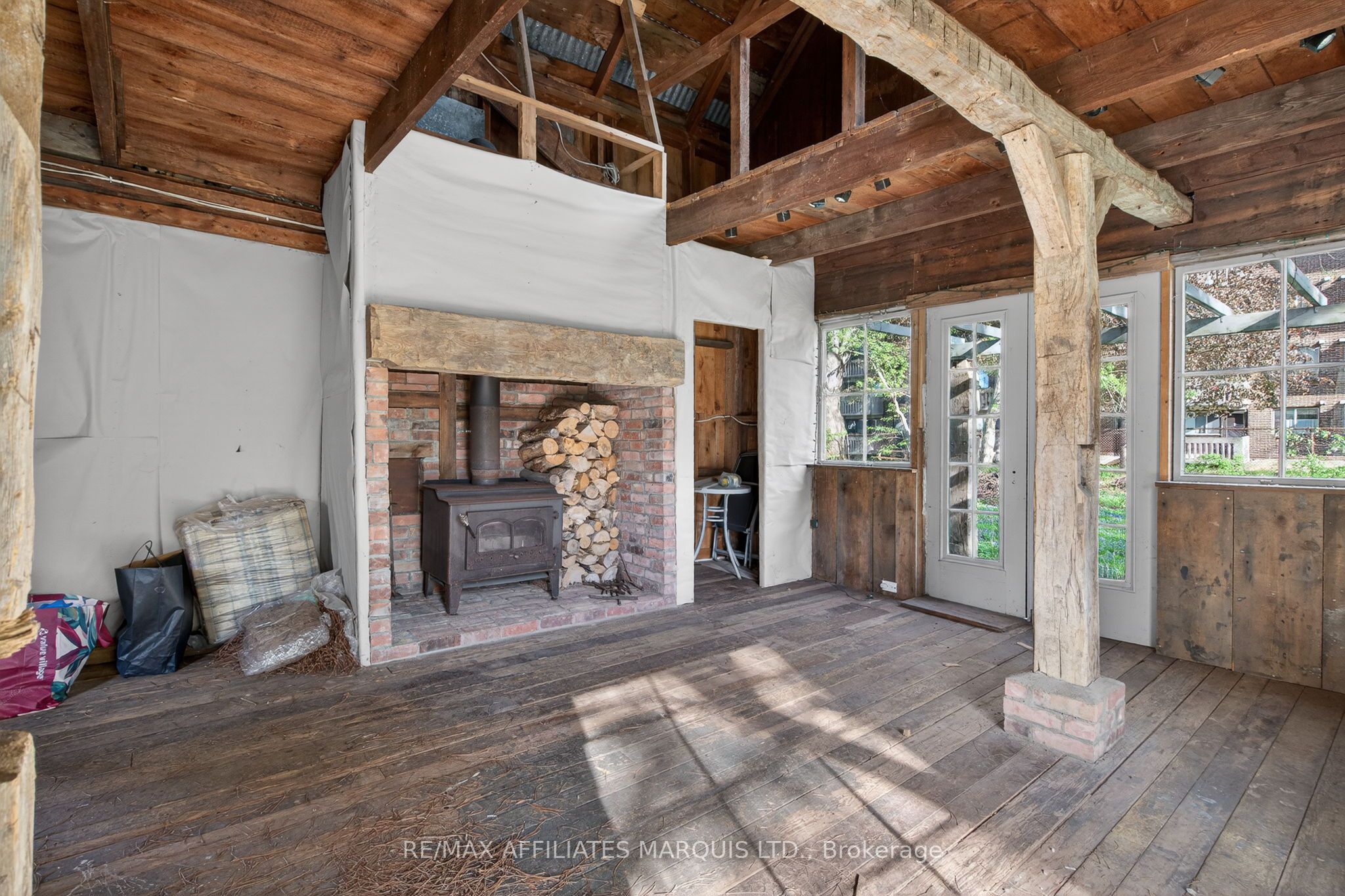 326 Third Street E Property Photo 43