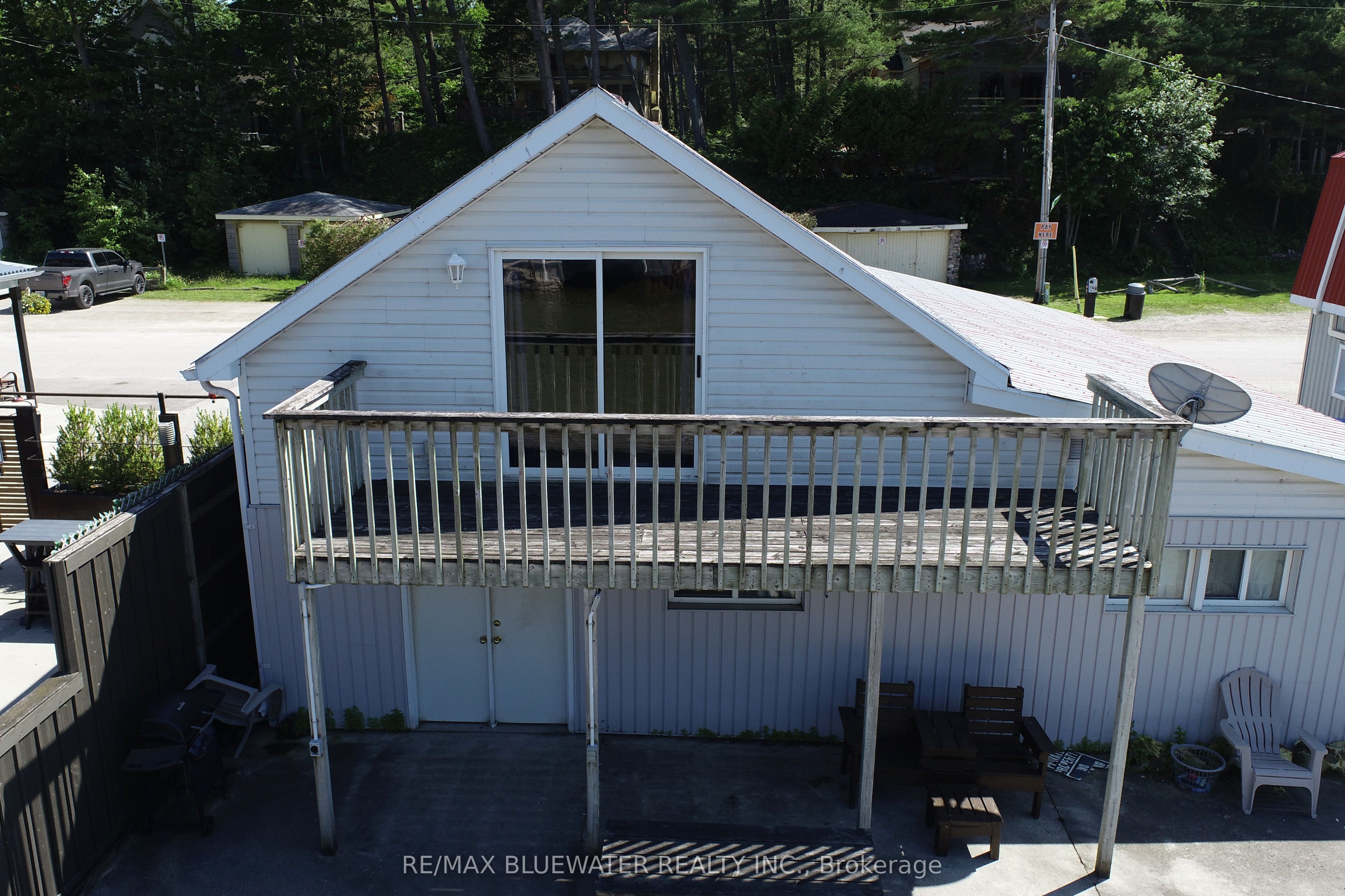 75 River Road Property Photo 21