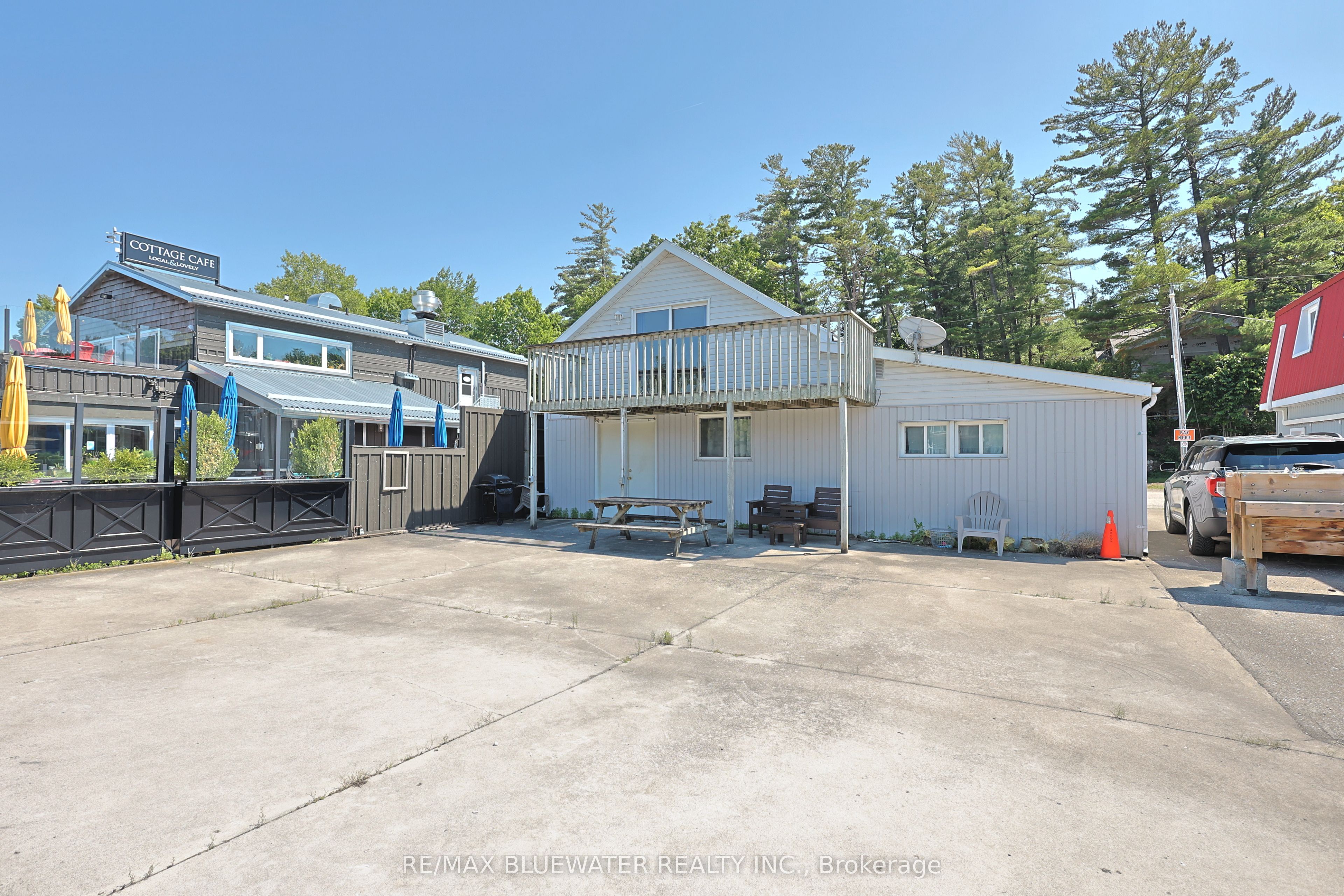 75 River Road Property Photo 24