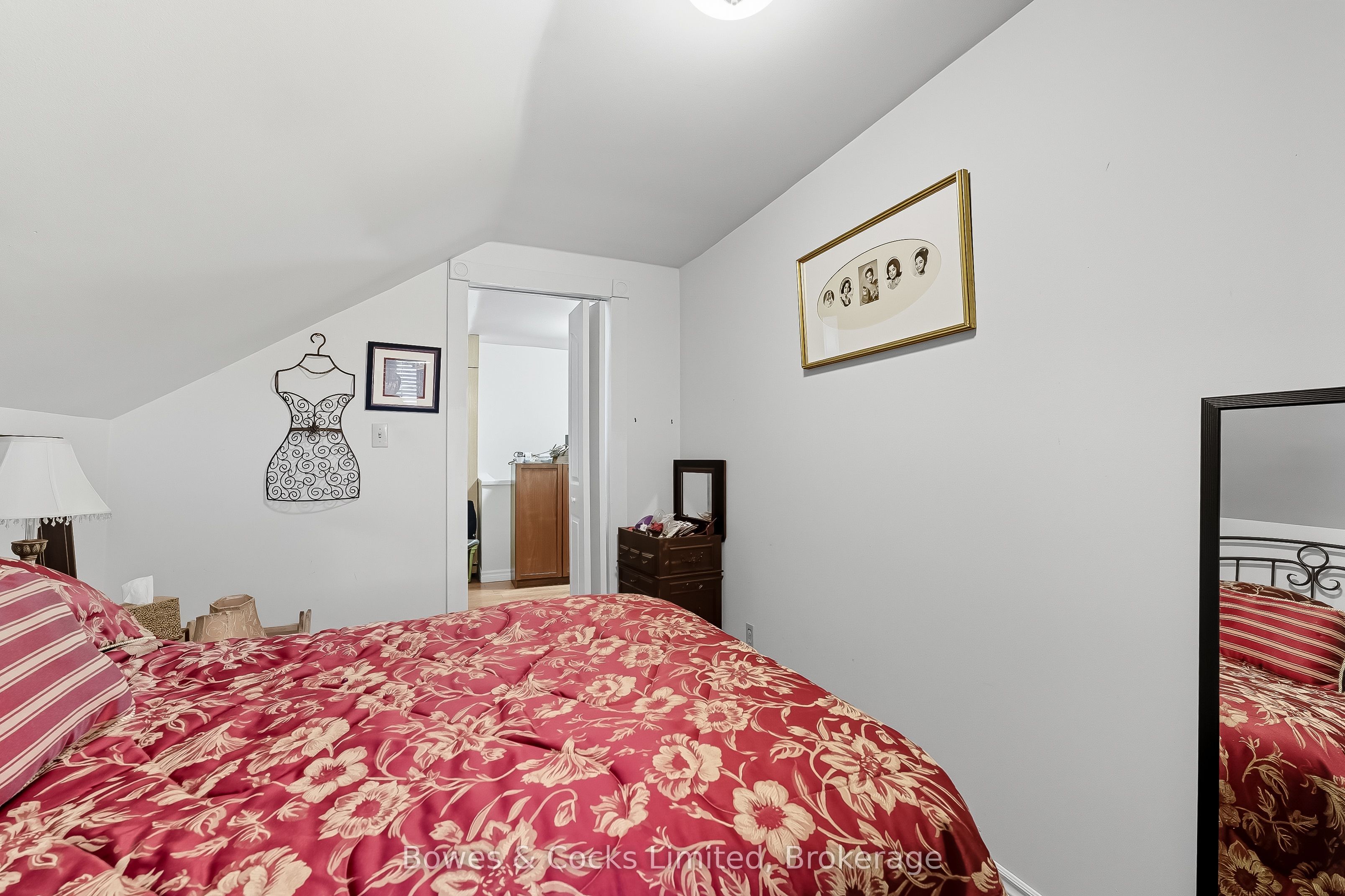 40 Victoria Street Property Photo 29