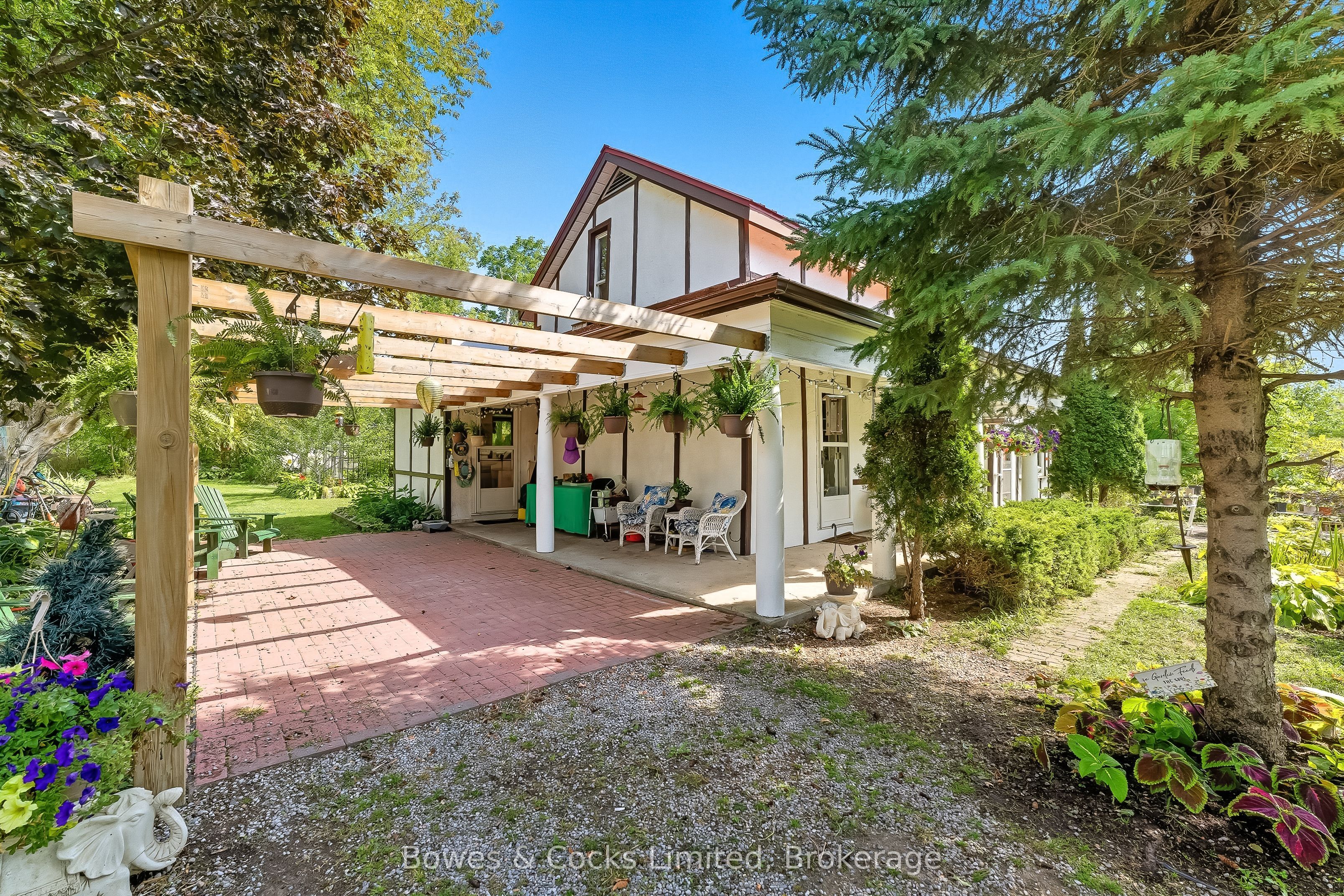 40 Victoria Street Property Photo 45