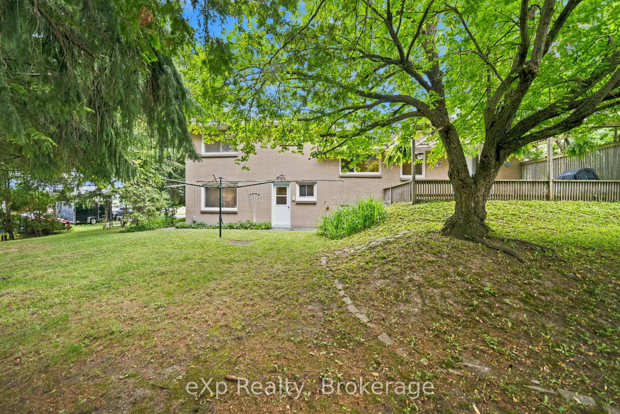 4 Mitchell Street Property Photo 28
