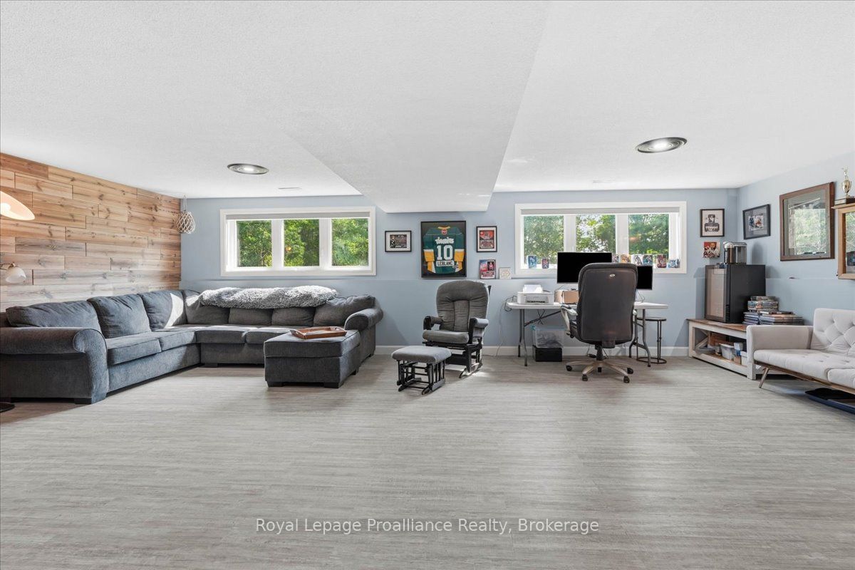 10389 Highway 41 Property Photo 25