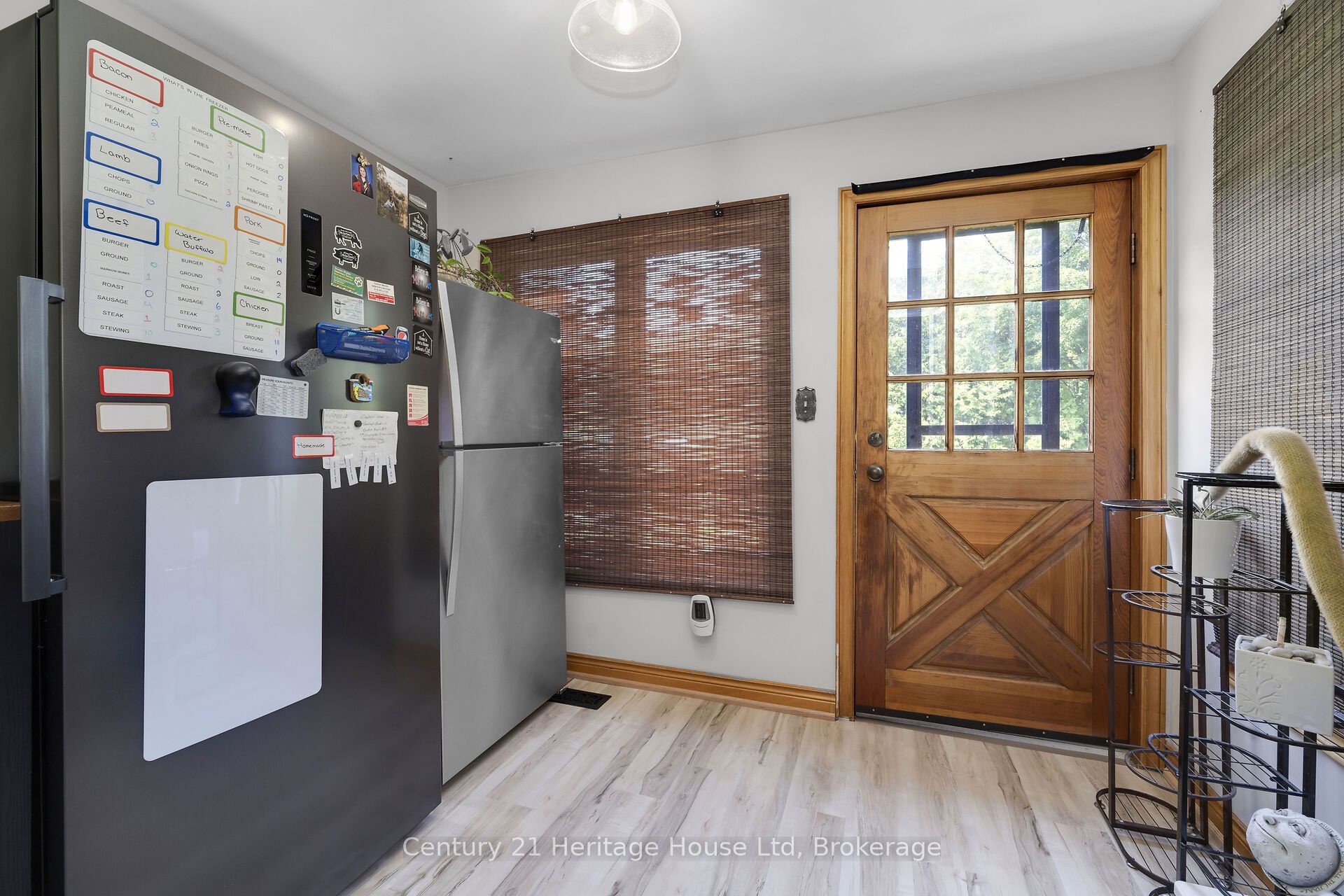 5822 2nd Line Property Photo 30