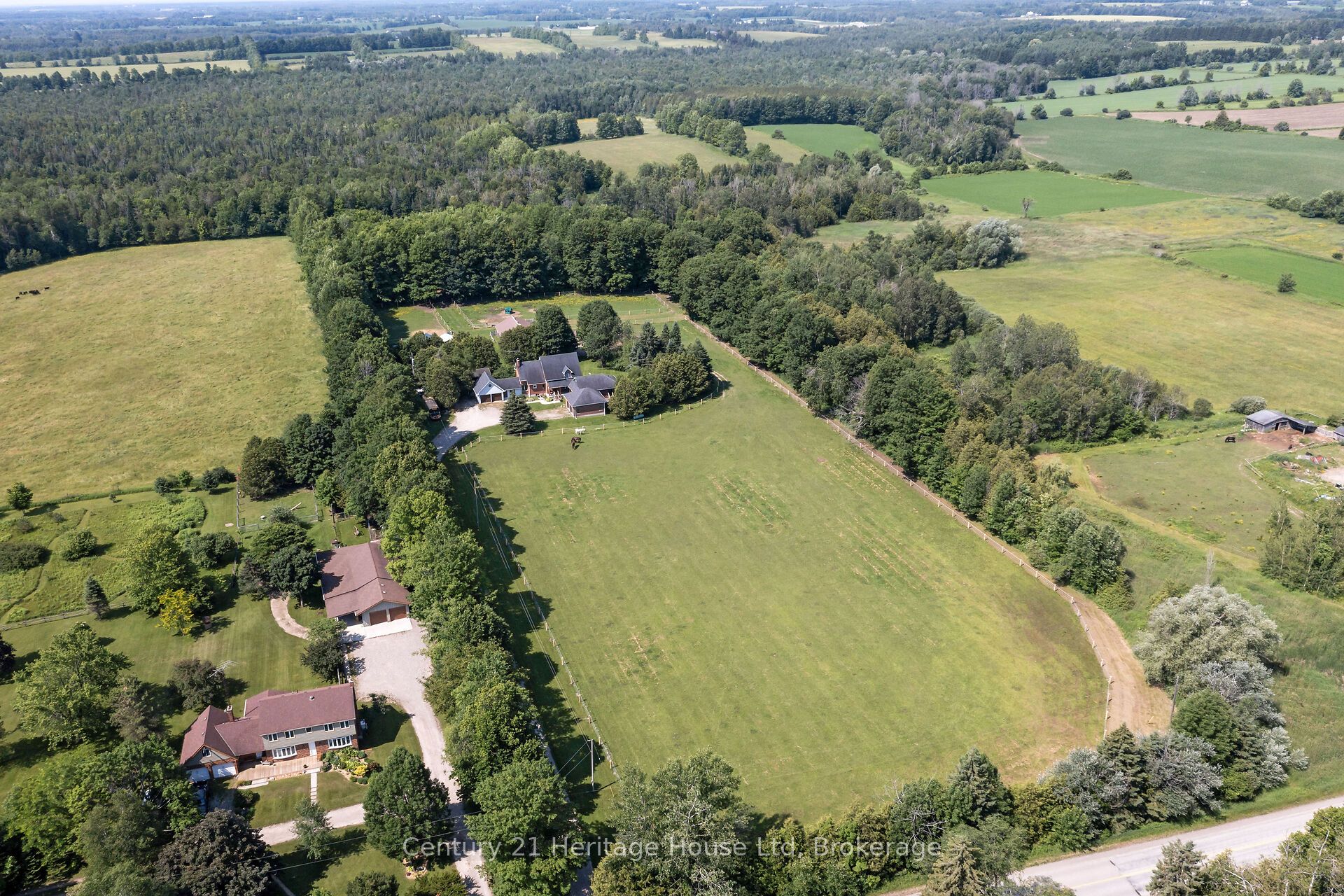 5822 2nd Line Property Photo 43