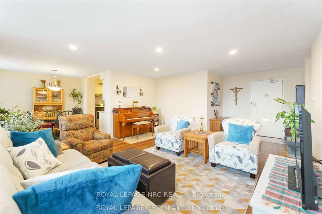 35 Towering Heights Boulevard 1107 Property Photo 8
