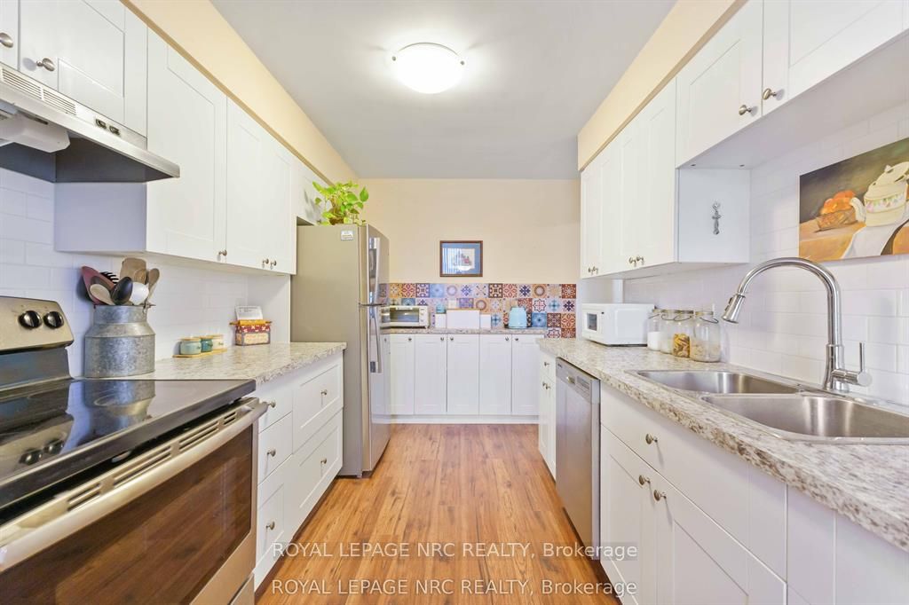 35 Towering Heights Boulevard 1107 Property Photo 13
