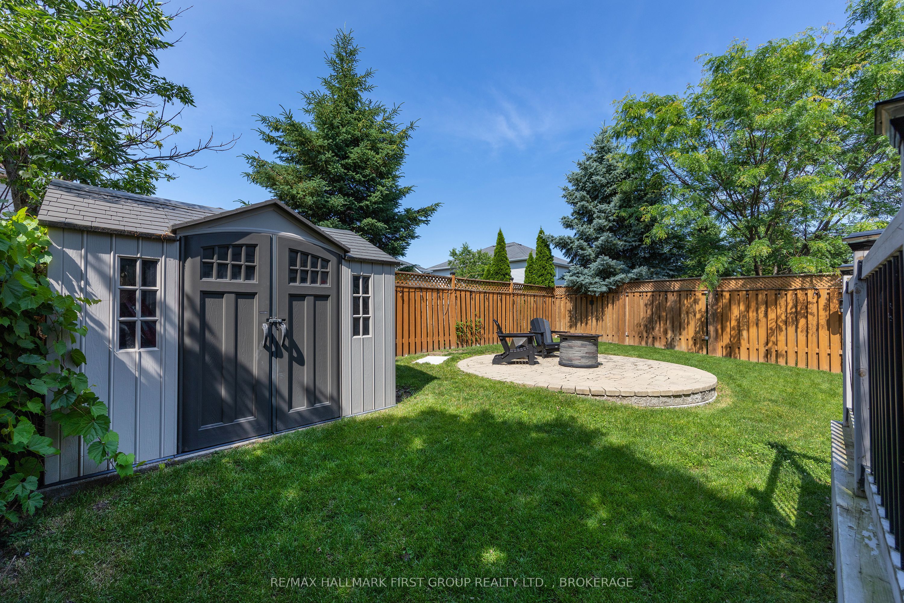 393 Cavendish Crescent Property Photo 40