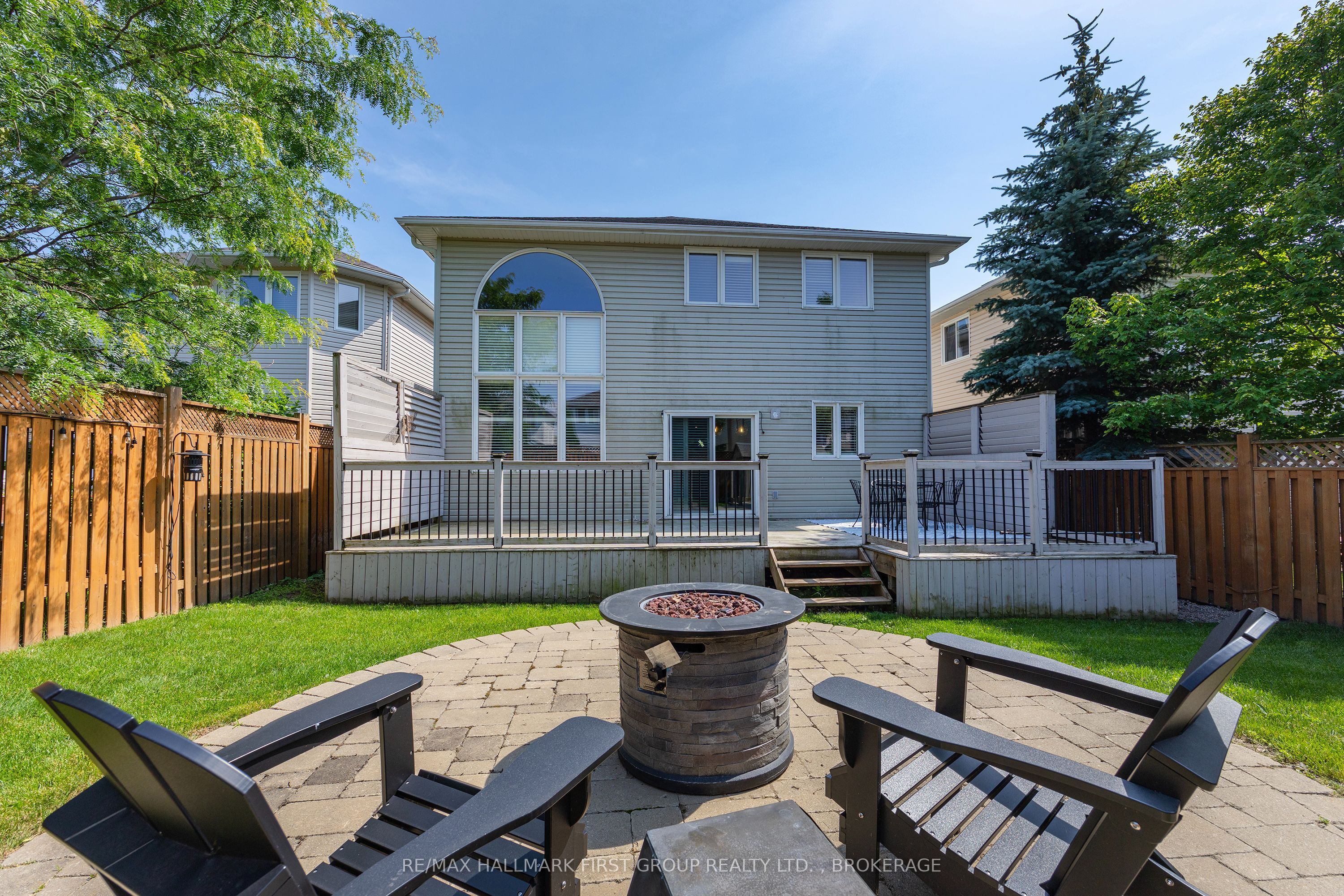 393 Cavendish Crescent Property Photo 43