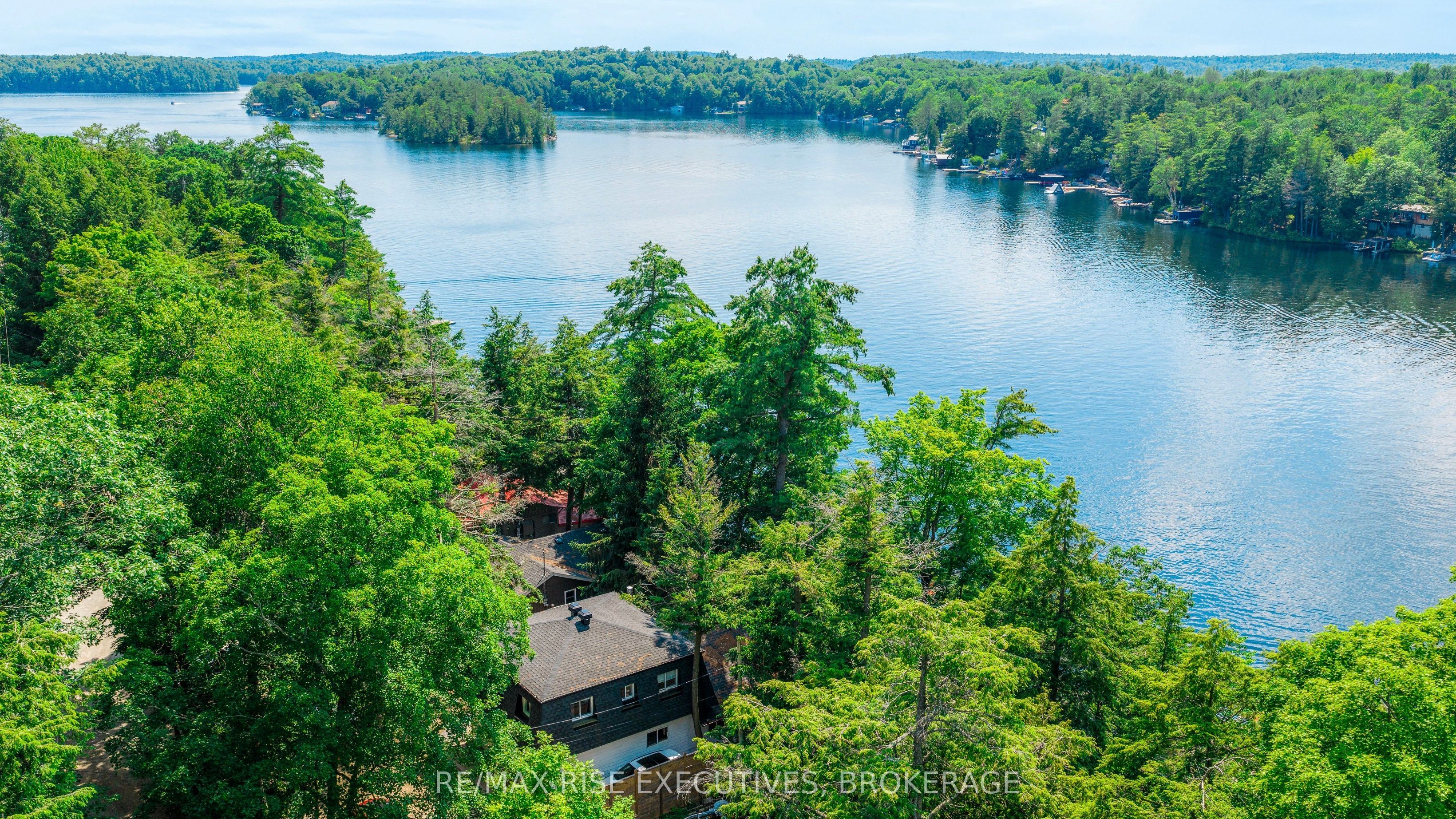 973 Foster Bay Lane Property Photo 1