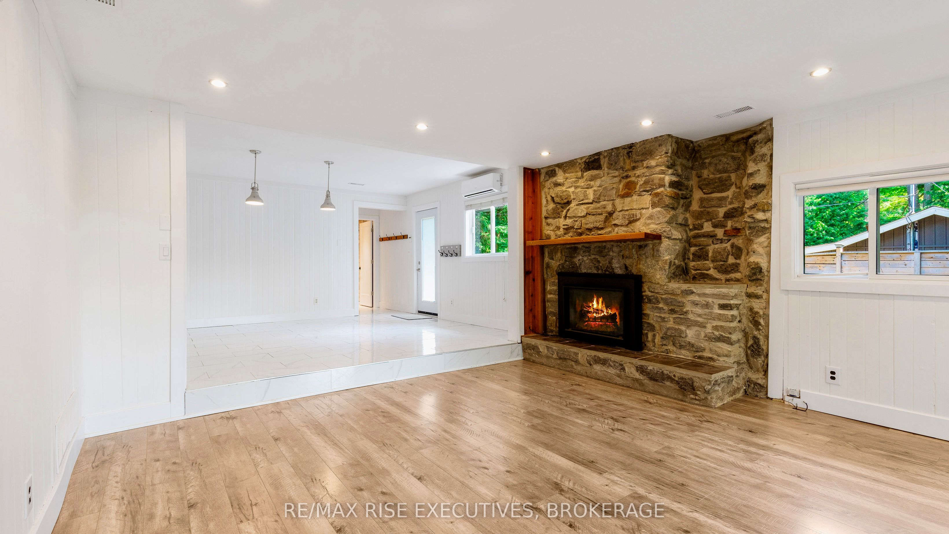973 Foster Bay Lane Property Photo 15