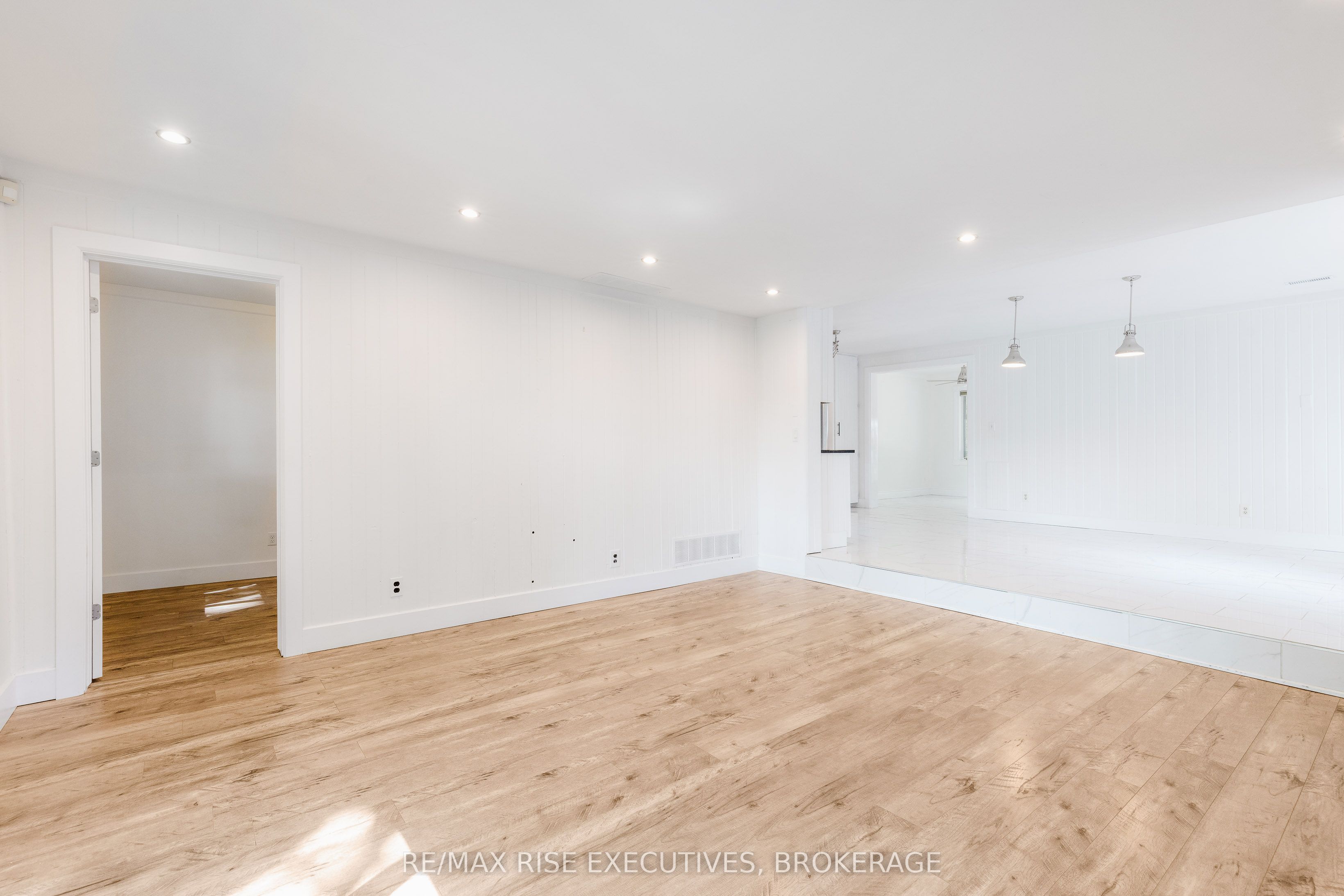 973 Foster Bay Lane Property Photo 17