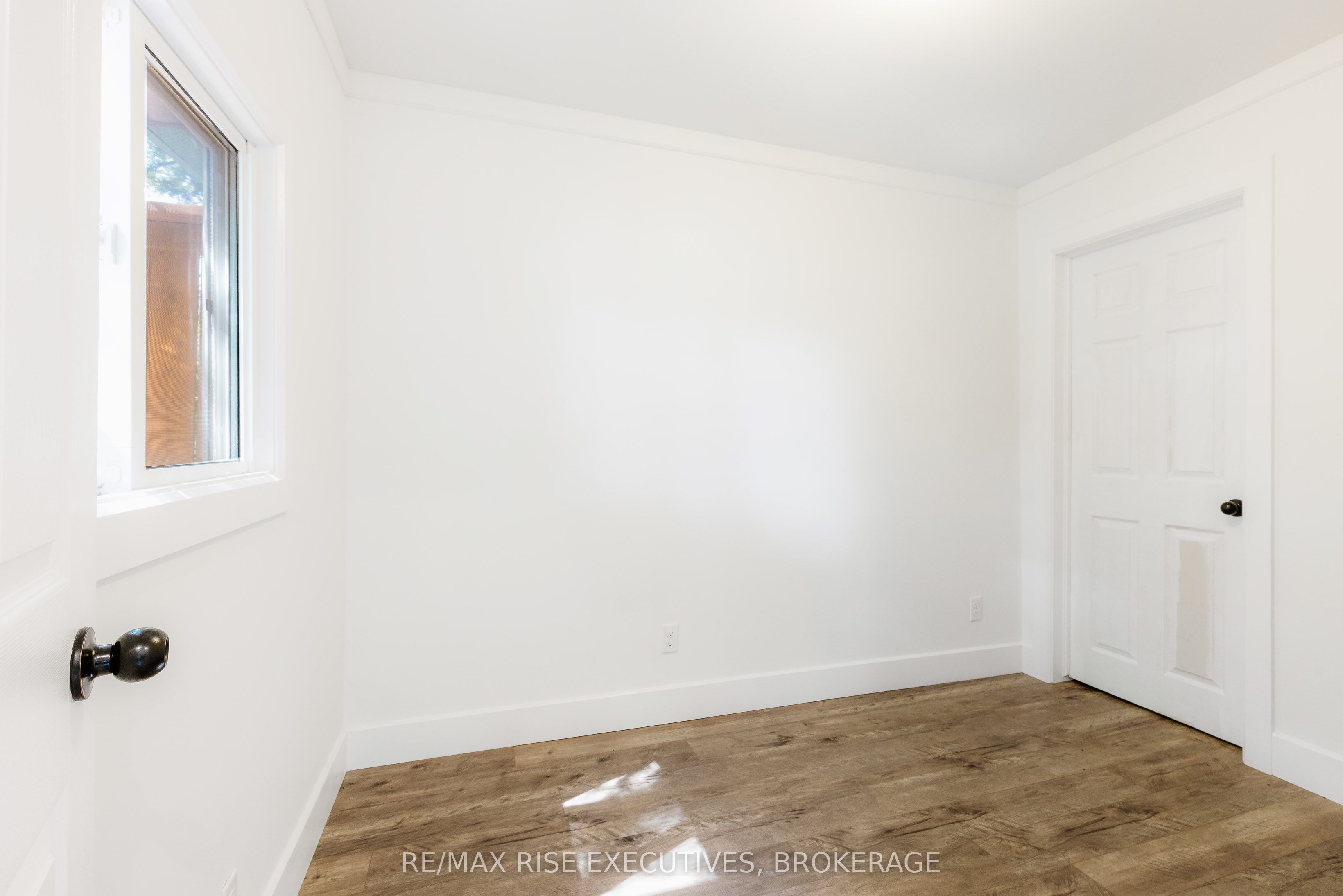 973 Foster Bay Lane Property Photo 18