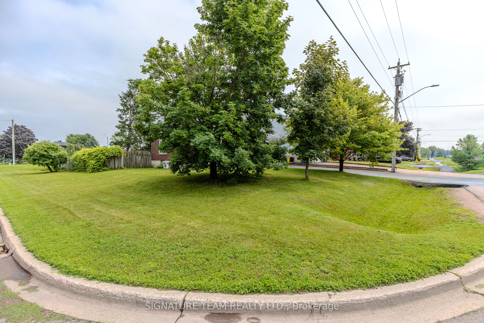 401 Broadview Drive Property Photo 5