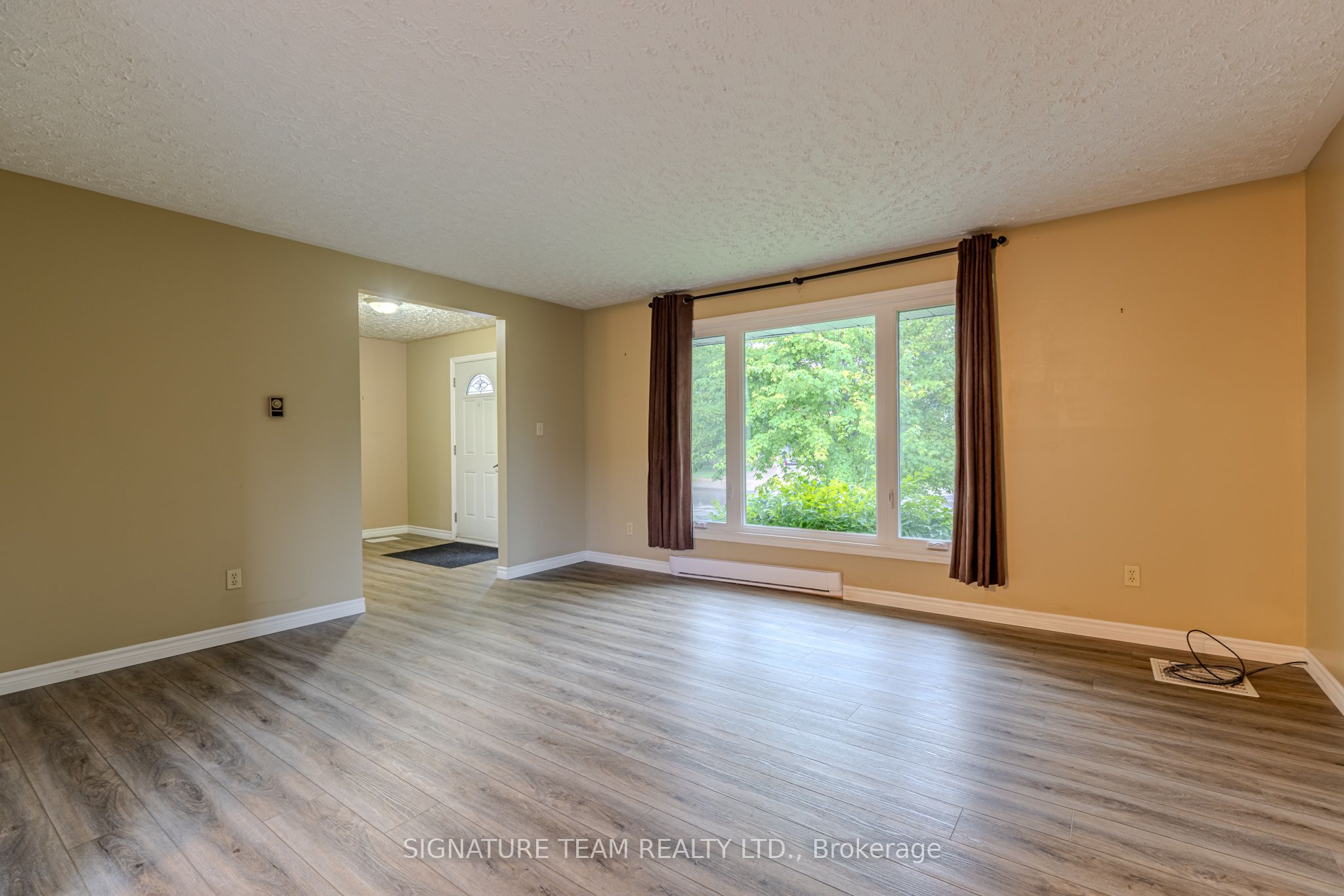 401 Broadview Drive Property Photo 26