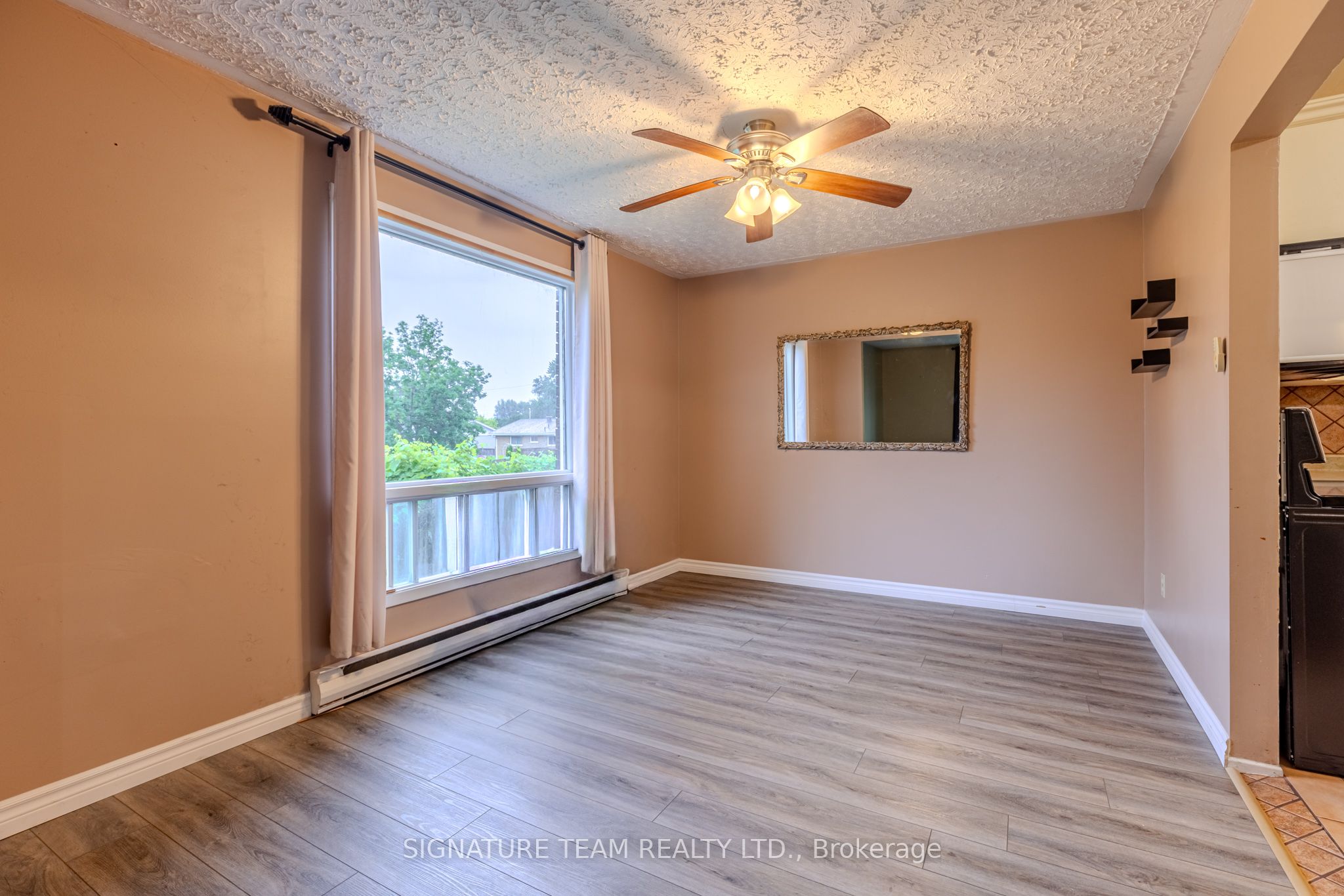 401 Broadview Drive Property Photo 29