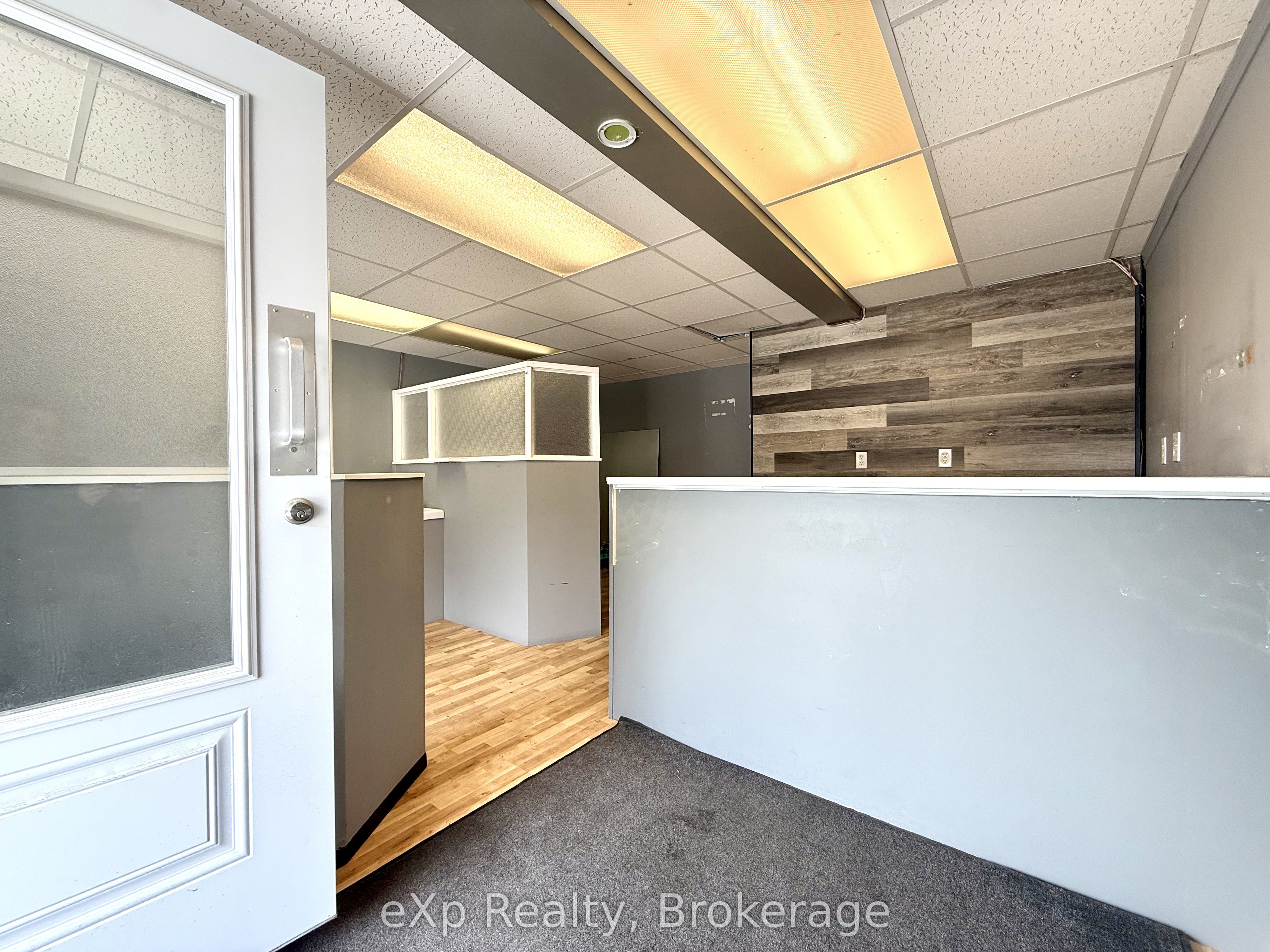 114 Durham Street E Property Photo 7