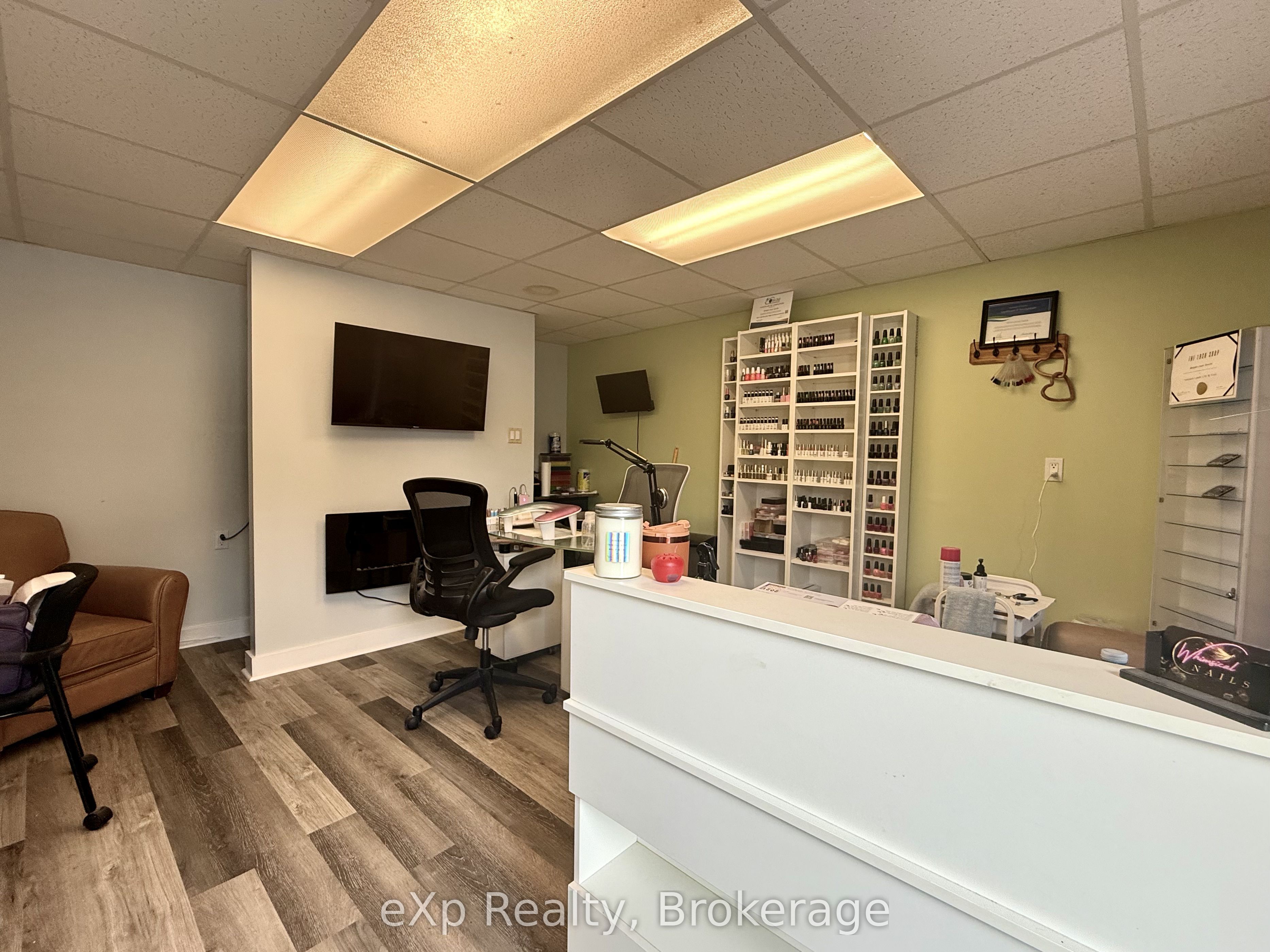 114 Durham Street E Property Photo 10