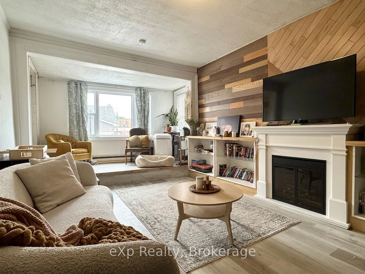 114 Durham Street E Property Photo 16