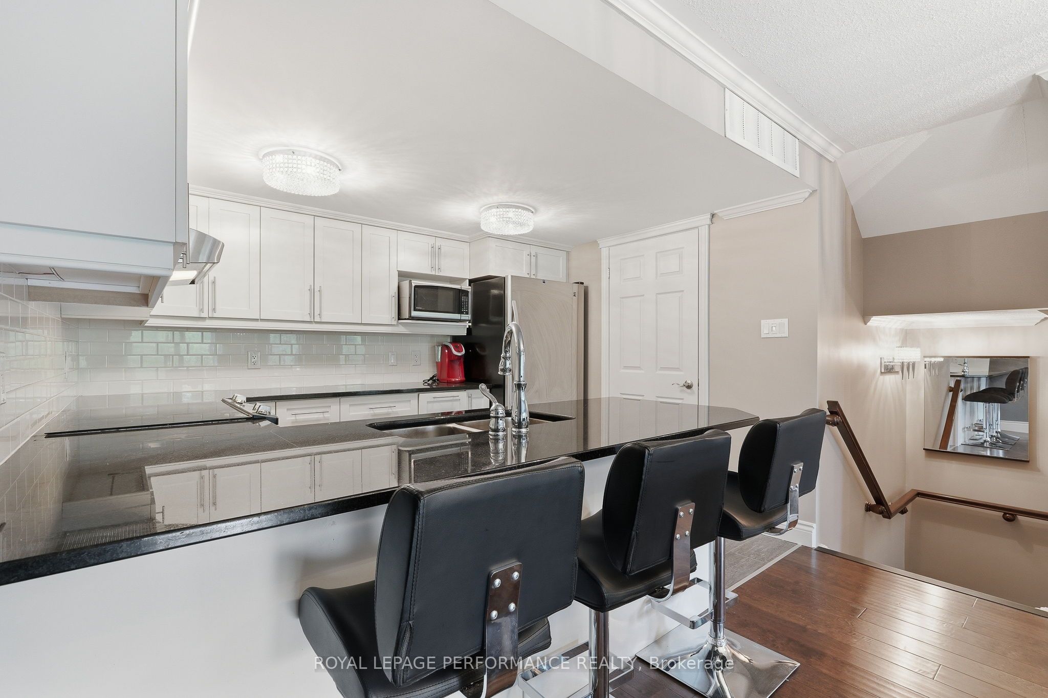 285 Titanium Private B Property Photo 7