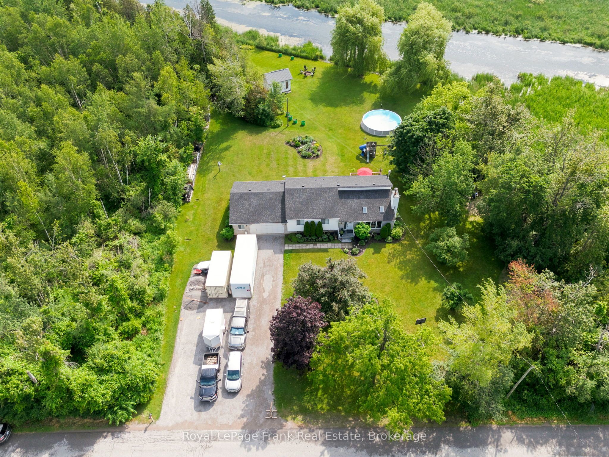 128 River Road Property Photo 4