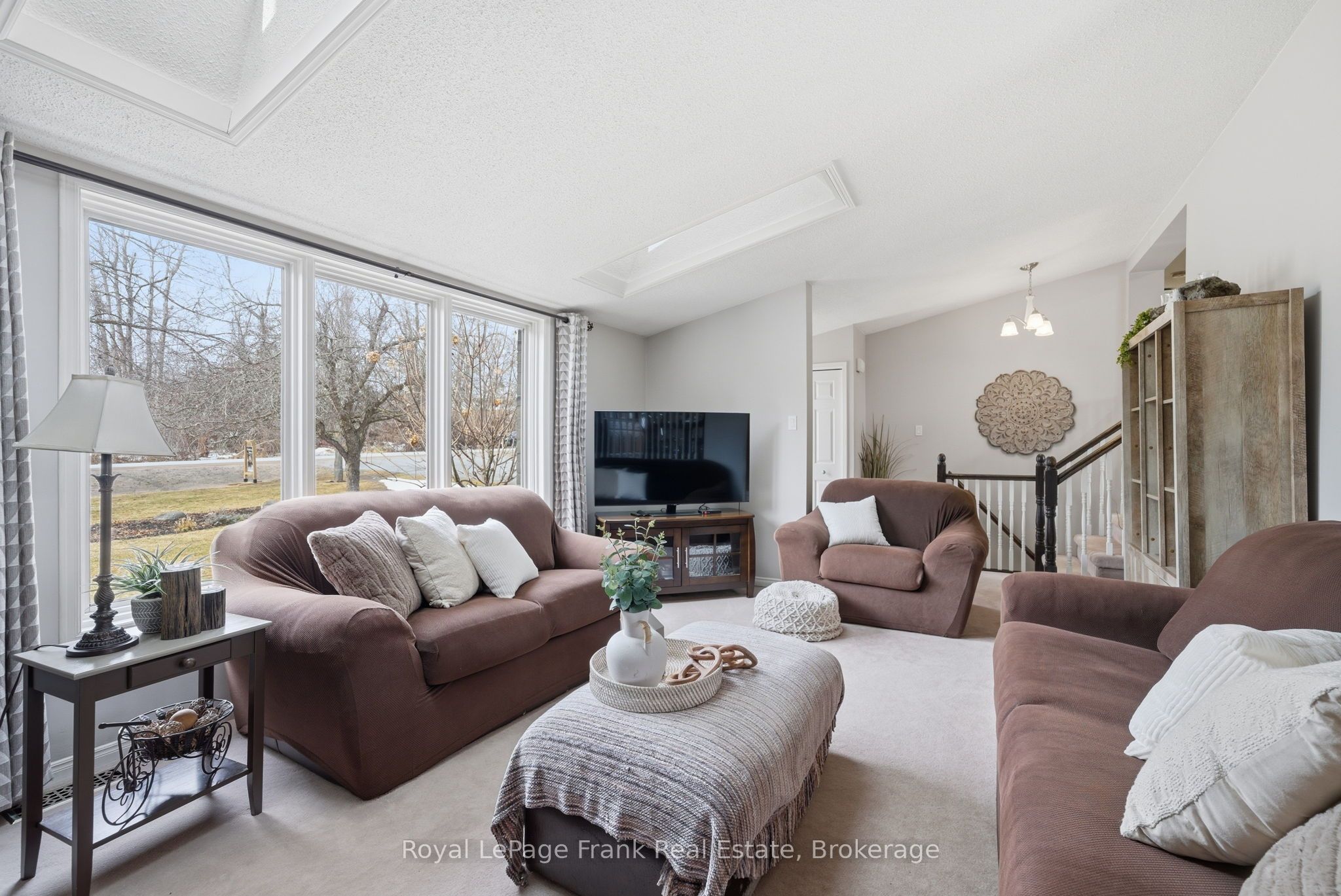 128 River Road Property Photo 9