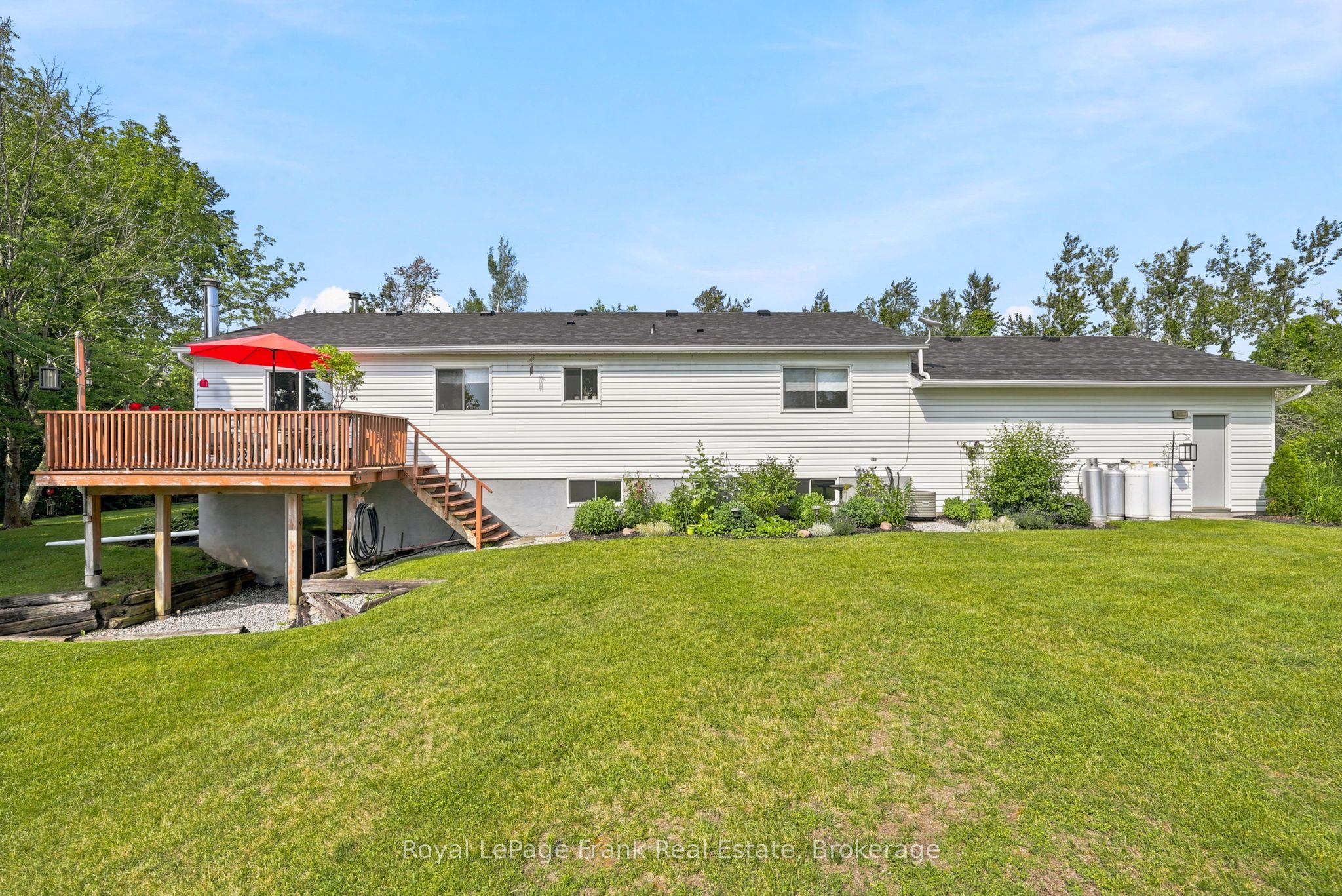 128 River Road Property Photo 38