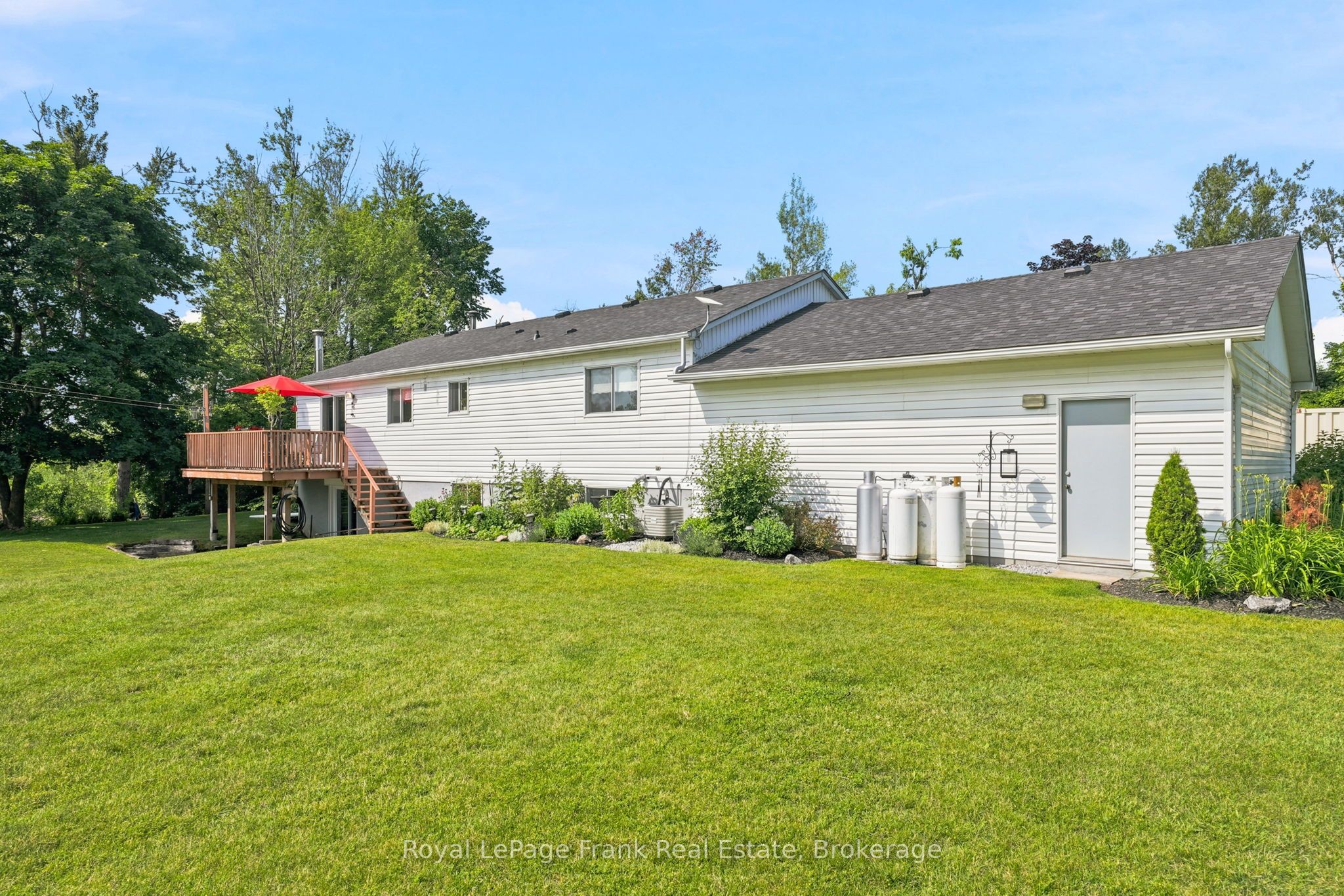128 River Road Property Photo 40