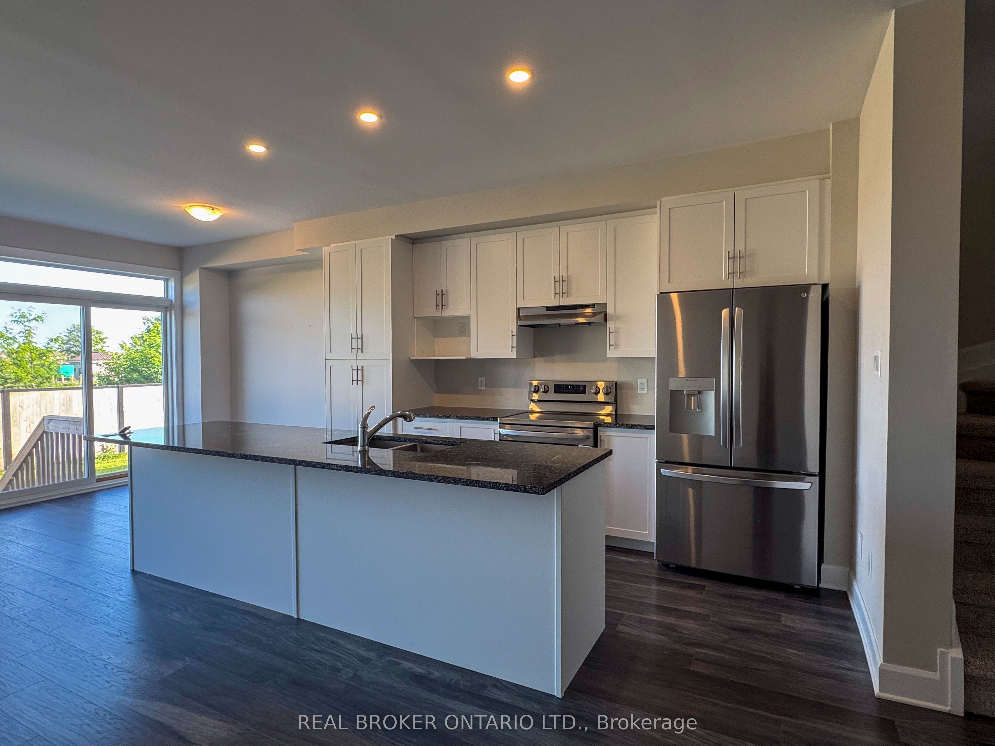 228 Hooper Street Property Photo 7