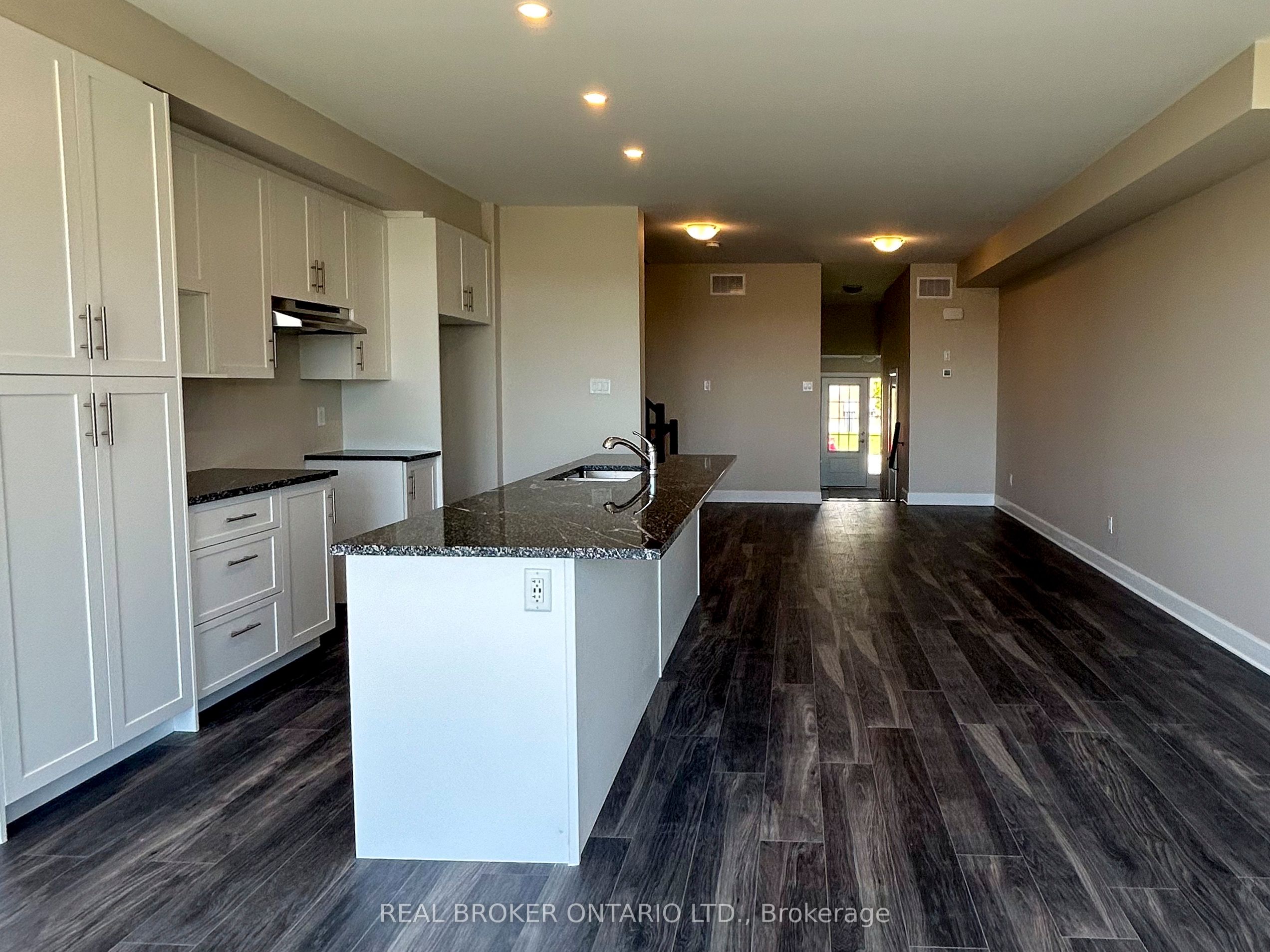 228 Hooper Street Property Photo 9