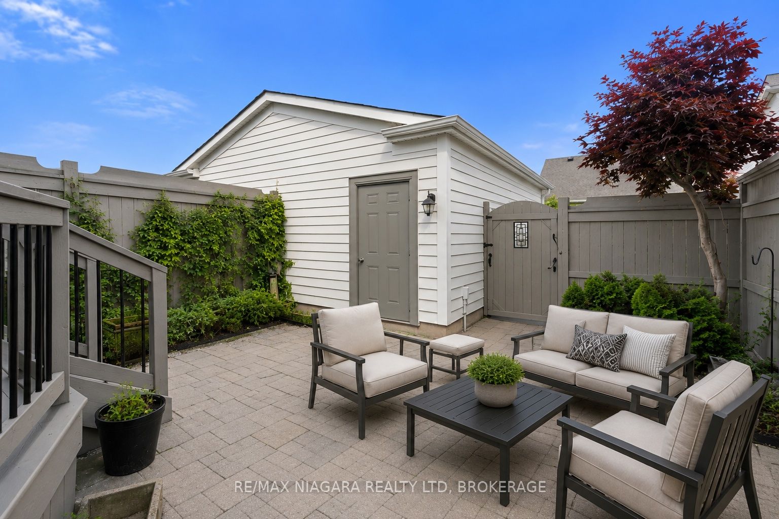 16 Macdonell Road Property Photo 4