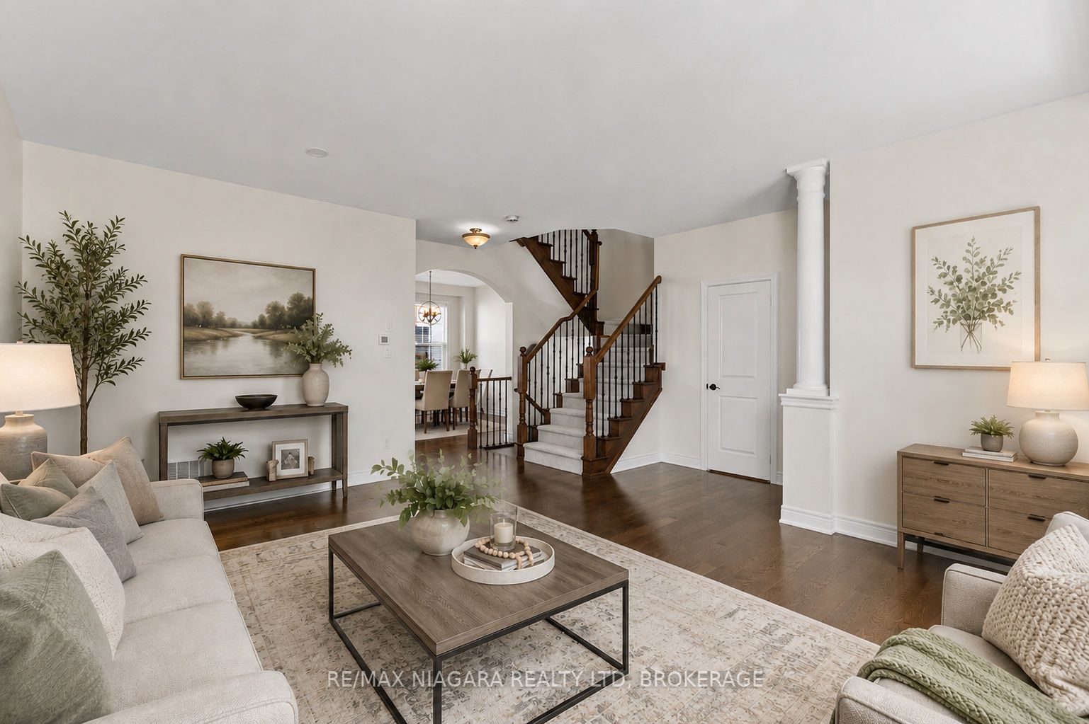 16 Macdonell Road Property Photo 8