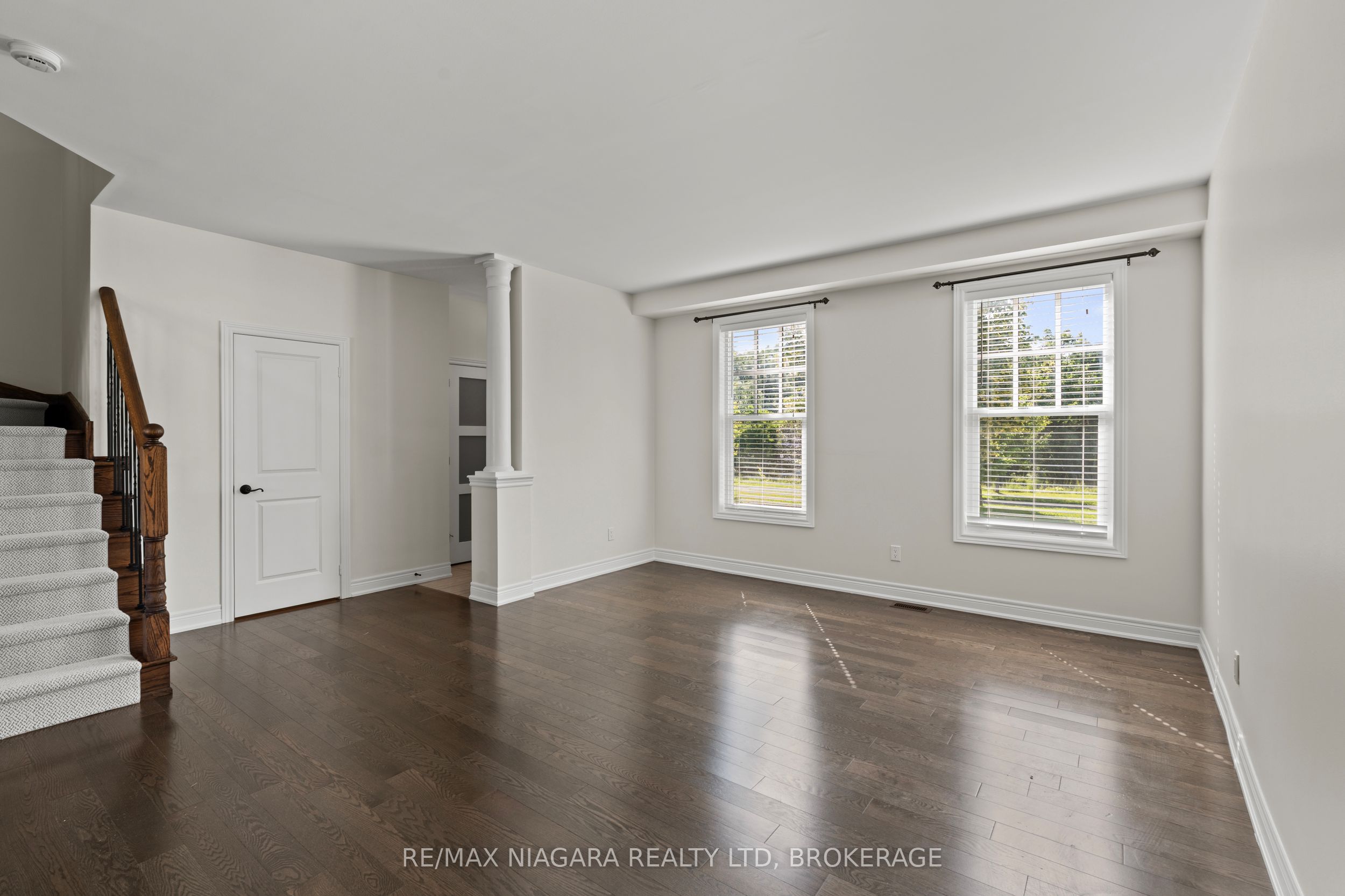 16 Macdonell Road Property Photo 30