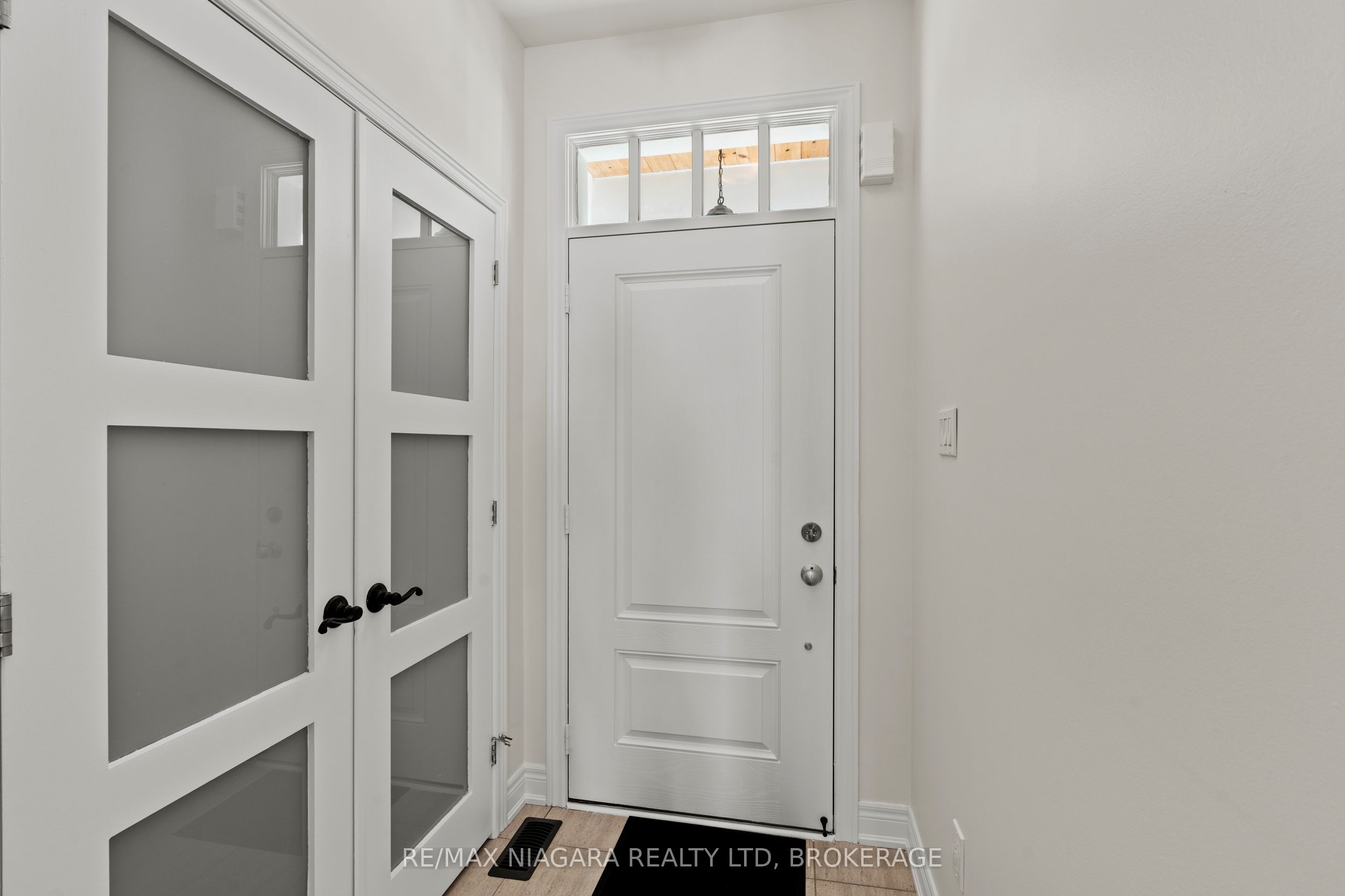 16 Macdonell Road Property Photo 31