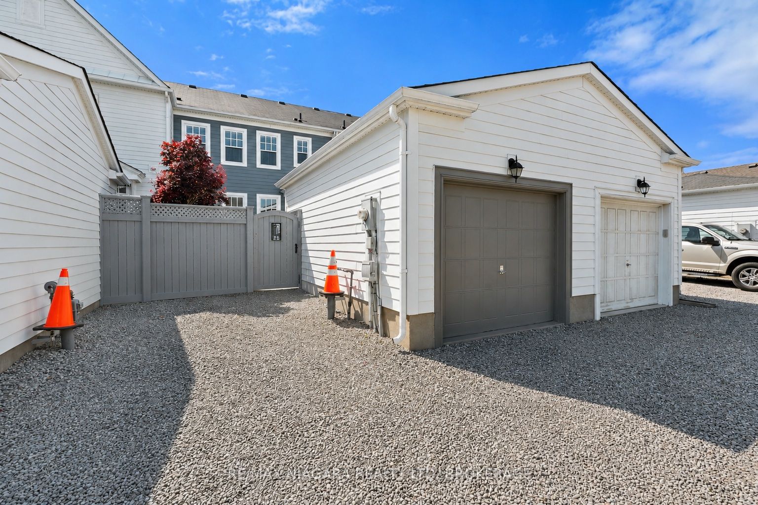 16 Macdonell Road Property Photo 38