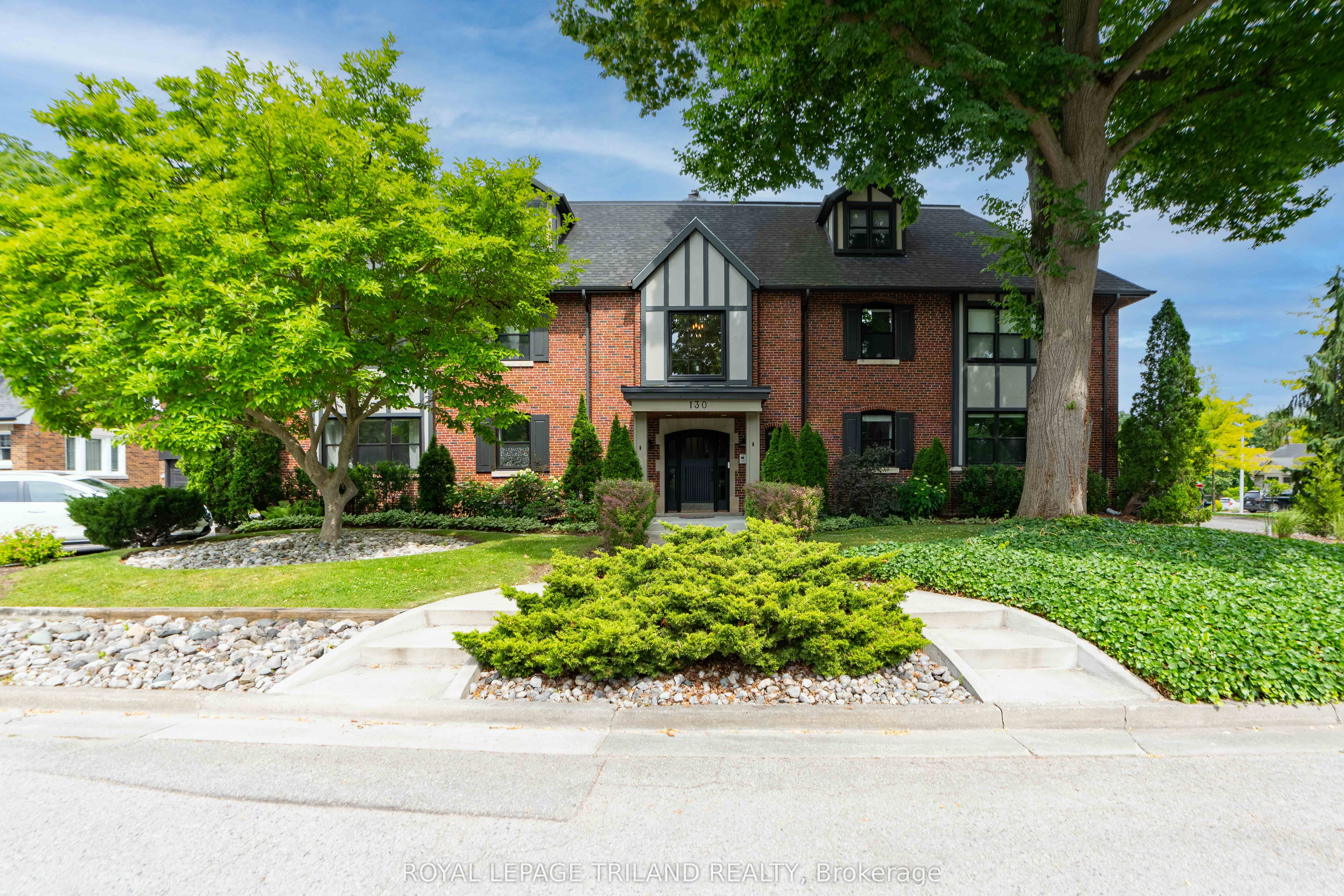 130 Windsor Crescent 3 Property Photo 1