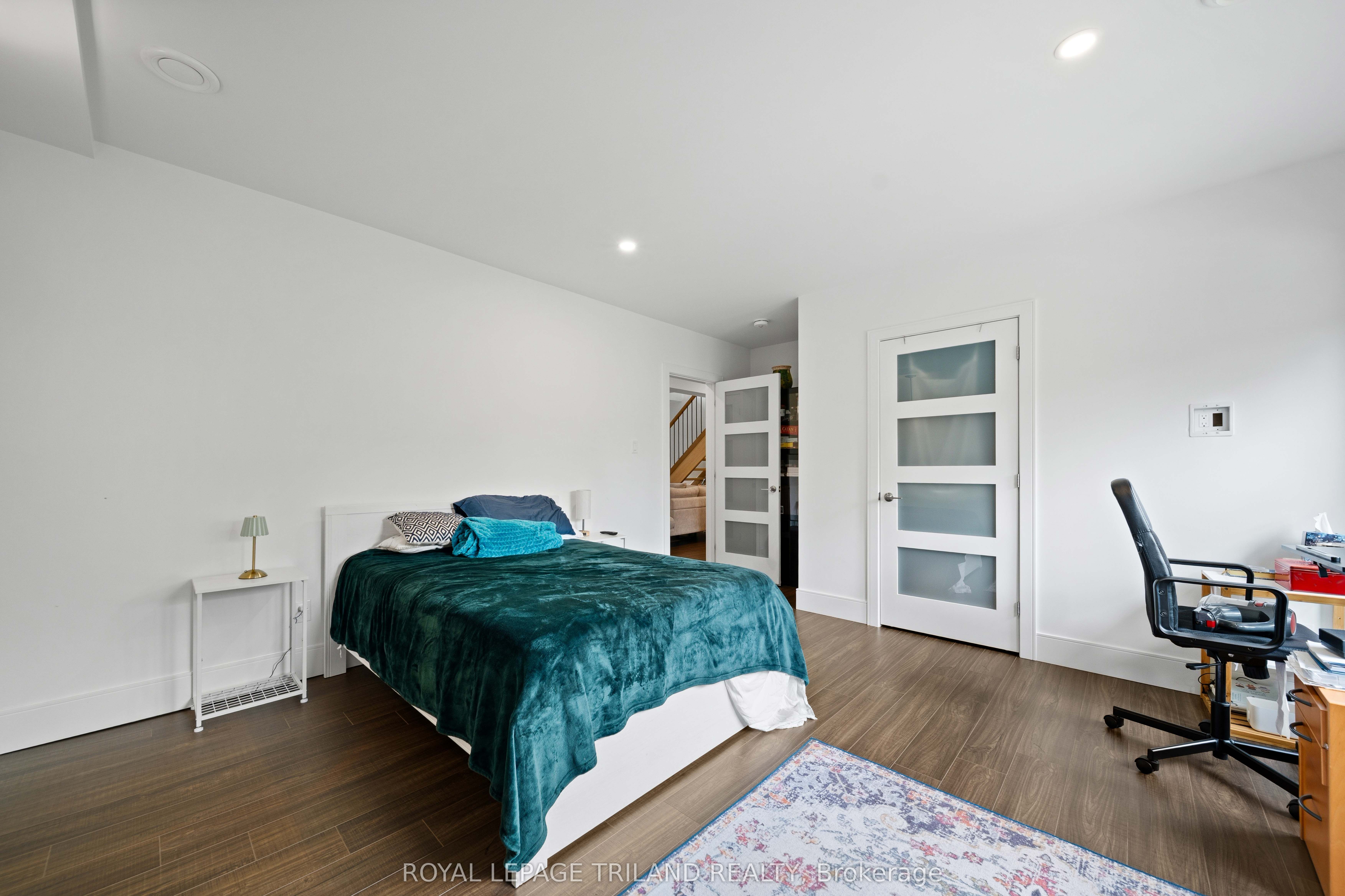 130 Windsor Crescent 3 Property Photo 22