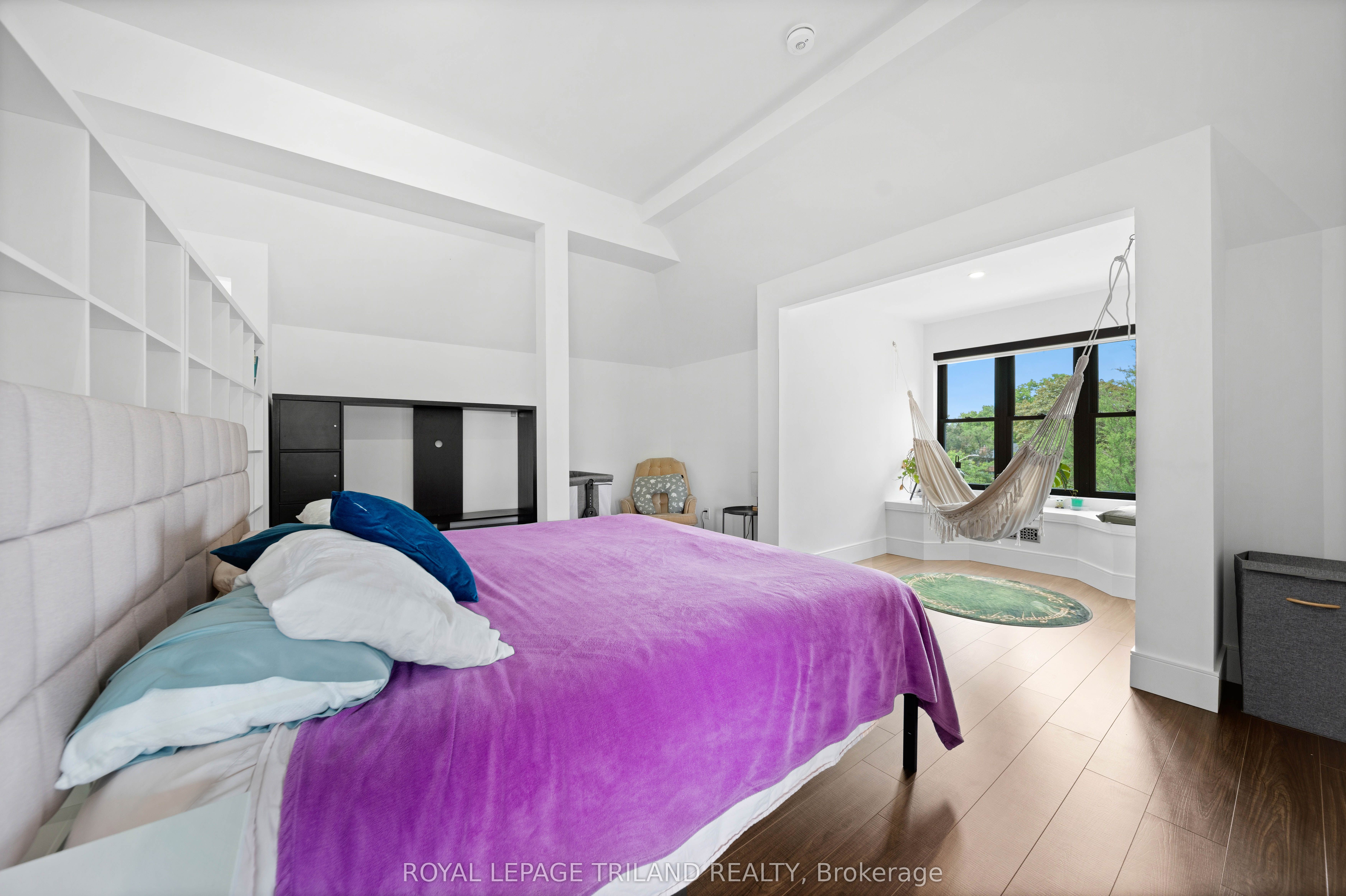 130 Windsor Crescent 3 Property Photo 29