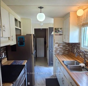 487 Mattawan Street Property Photo 4